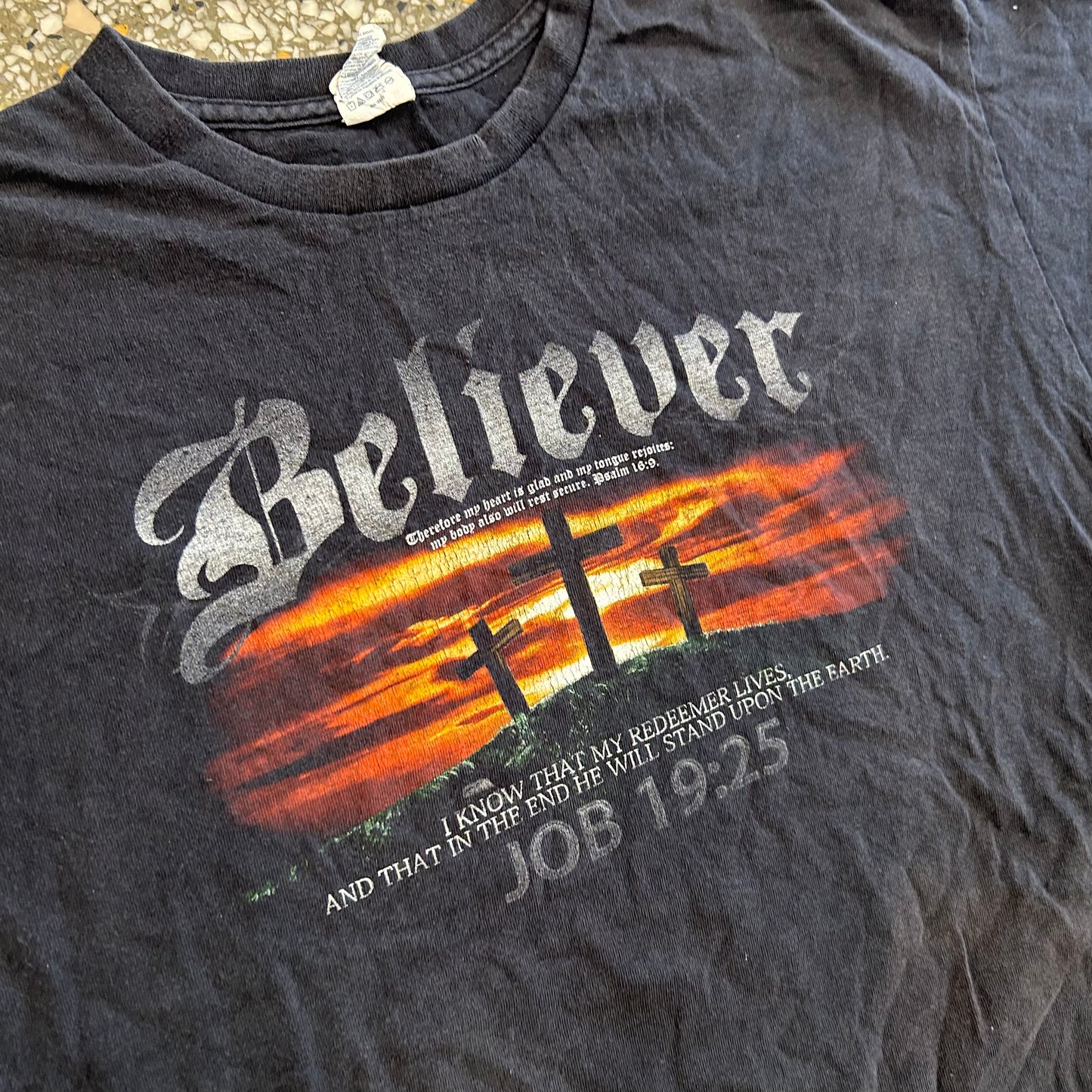 Believer Job 19:25 God Jesus Black Tshirt - Large - 23" x 27.5"