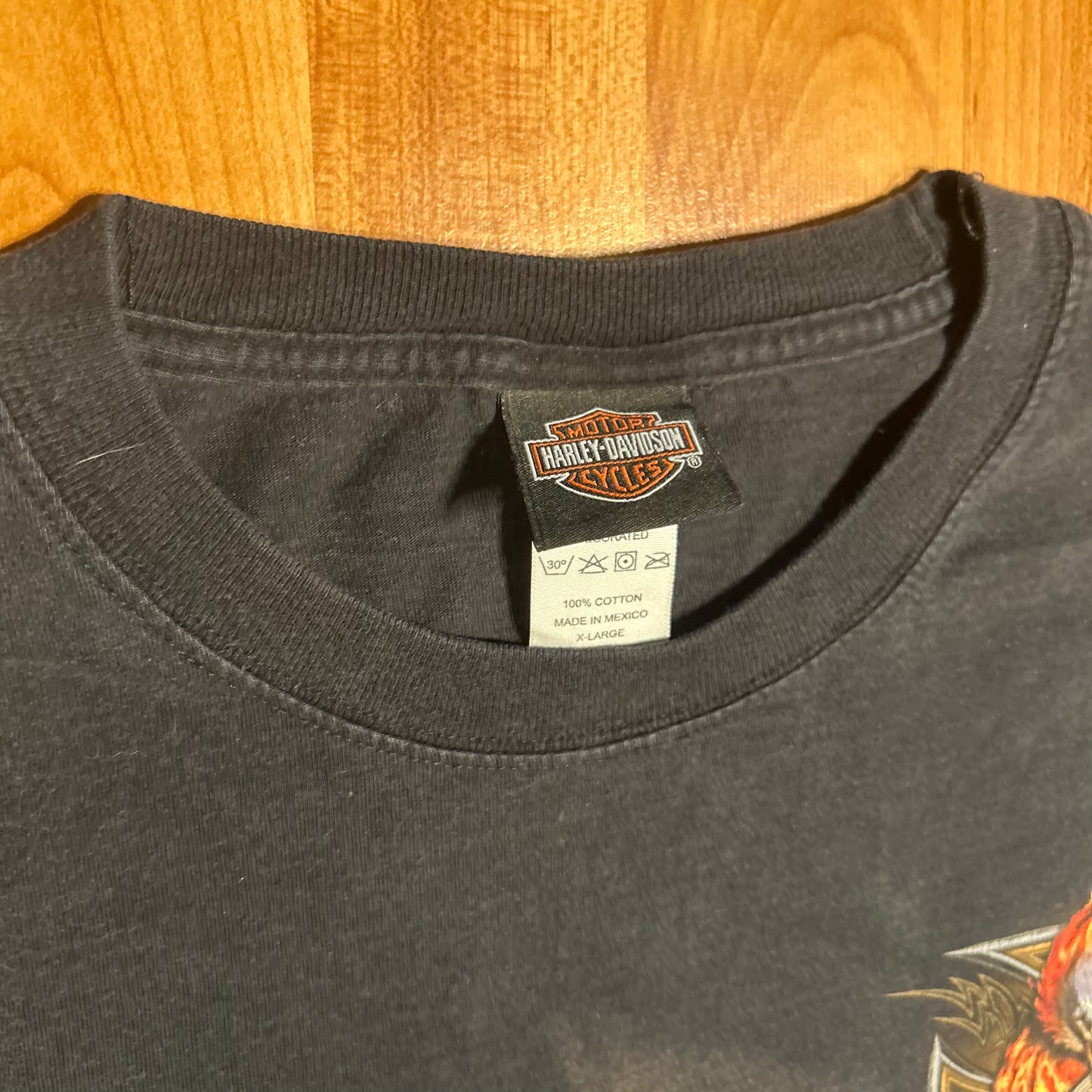 Harley Davidson Motorcycles 2007 Live the Legend Bumpus Collierville Tennessee Black Grey Faded Painter Longsleeve Shirt - Large - 23" x 30"