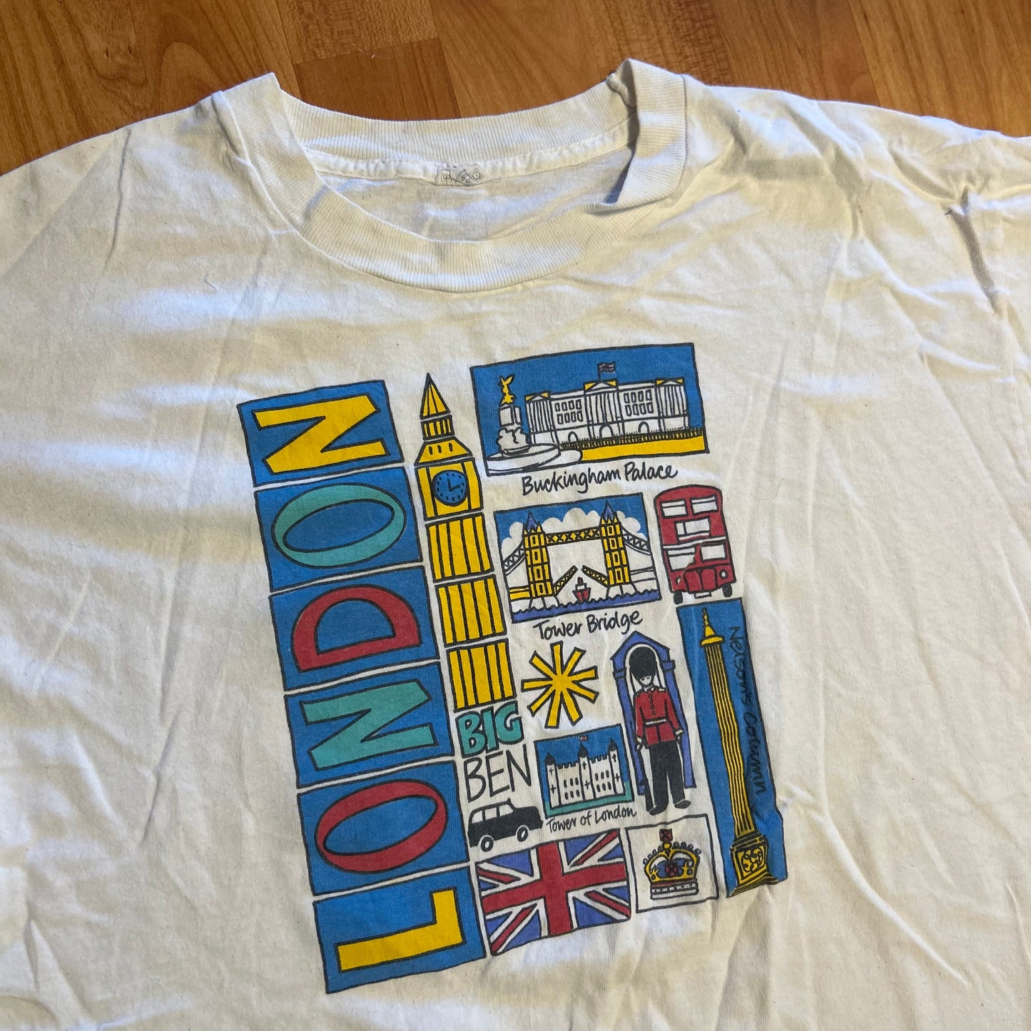 80/90's London White Tshirt - Medium - 20" x 27"