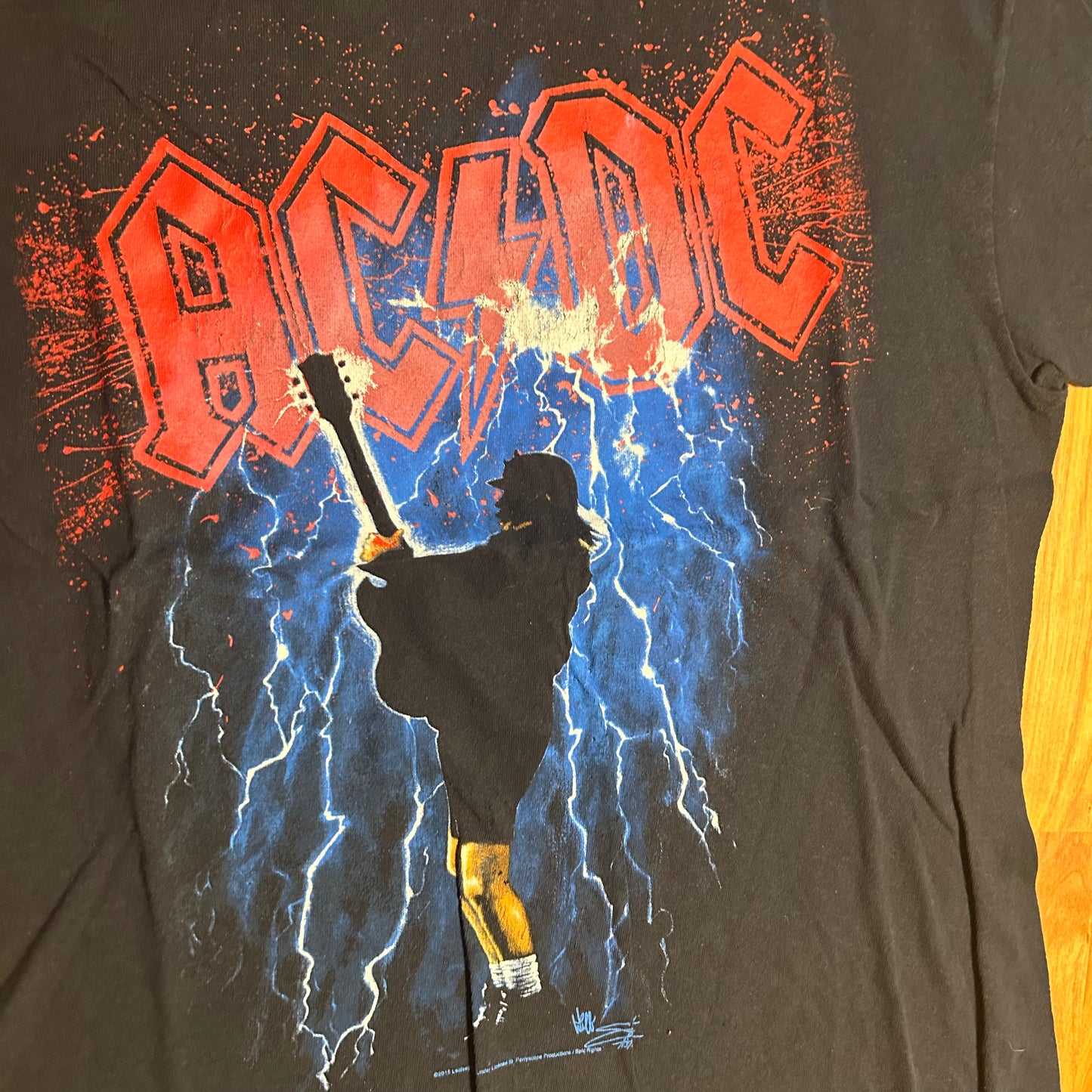 2015 ACDC Band Guitar Rock Black Cotton Tshirt - Medium - 20.5" x 27"