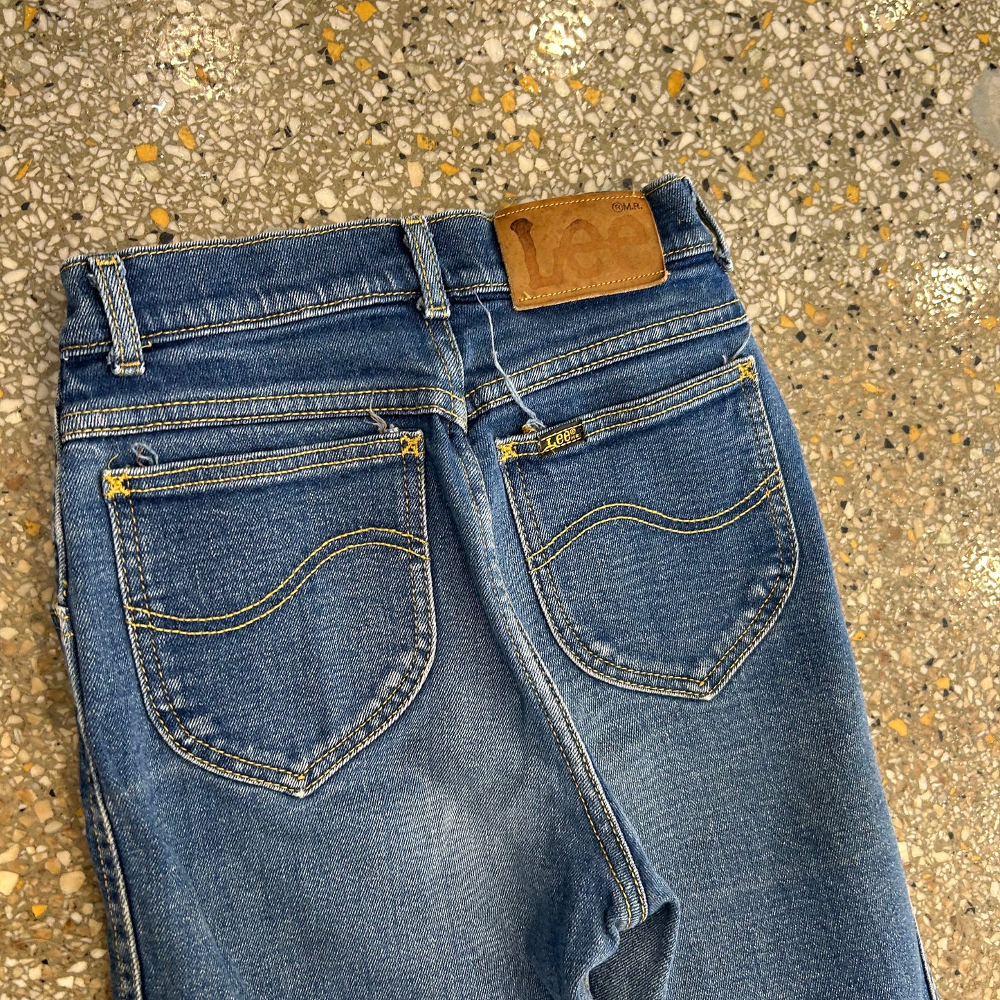 80/90's Lee Cutoff Denim Blue Jeans - 22" x 28.5"