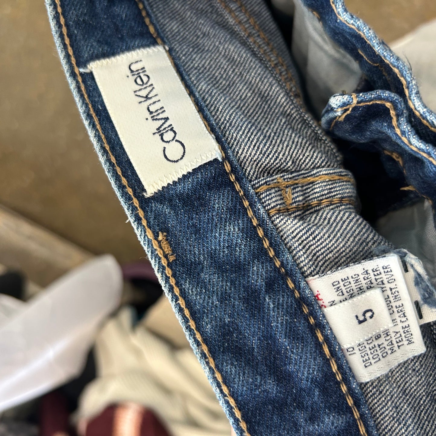 90's Calvin Klein Denim Blue Jeans - Tagged 5 - 24" x 32.5"