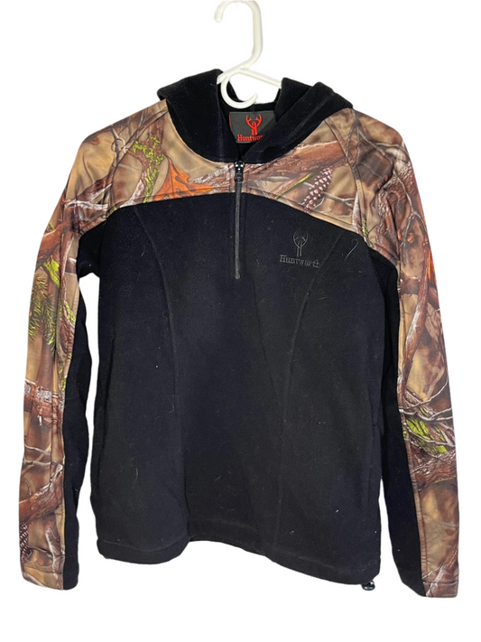 Huntworth Camo Quarter Zip - Small - 19” x 25”