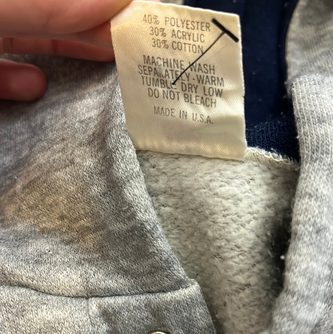 90's Disney Epcot Sweatshirt Hoodie - Large - 23” x 25”