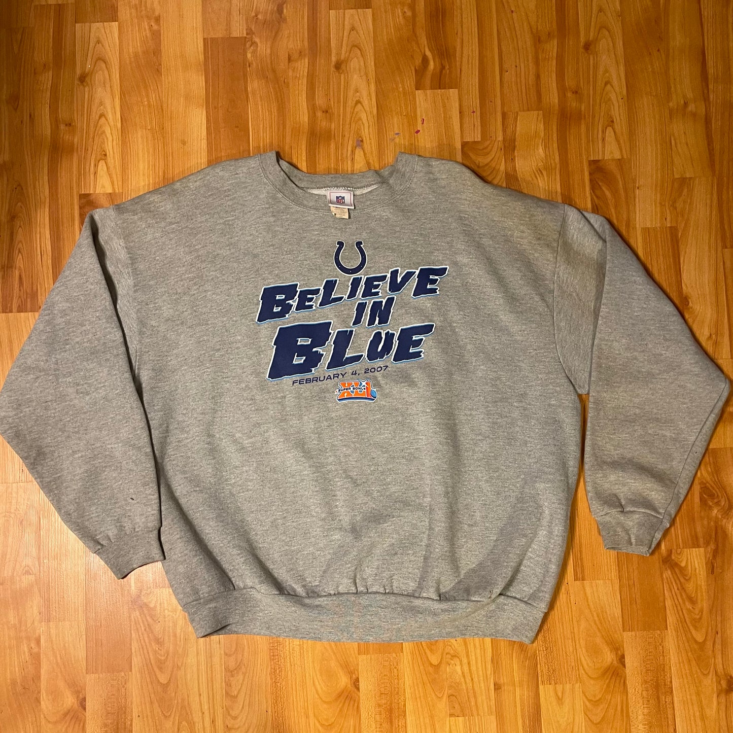 2007 colts believe in blue sweatshirt fits XL