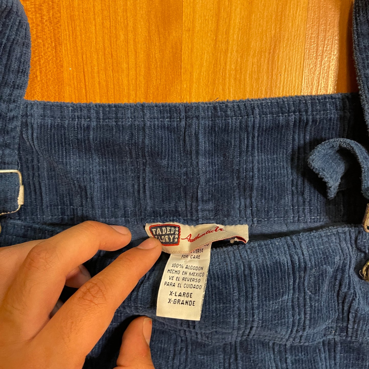 Faded Glory Skirterall - Etiquetado XL Medida 39" x 28" longitud total