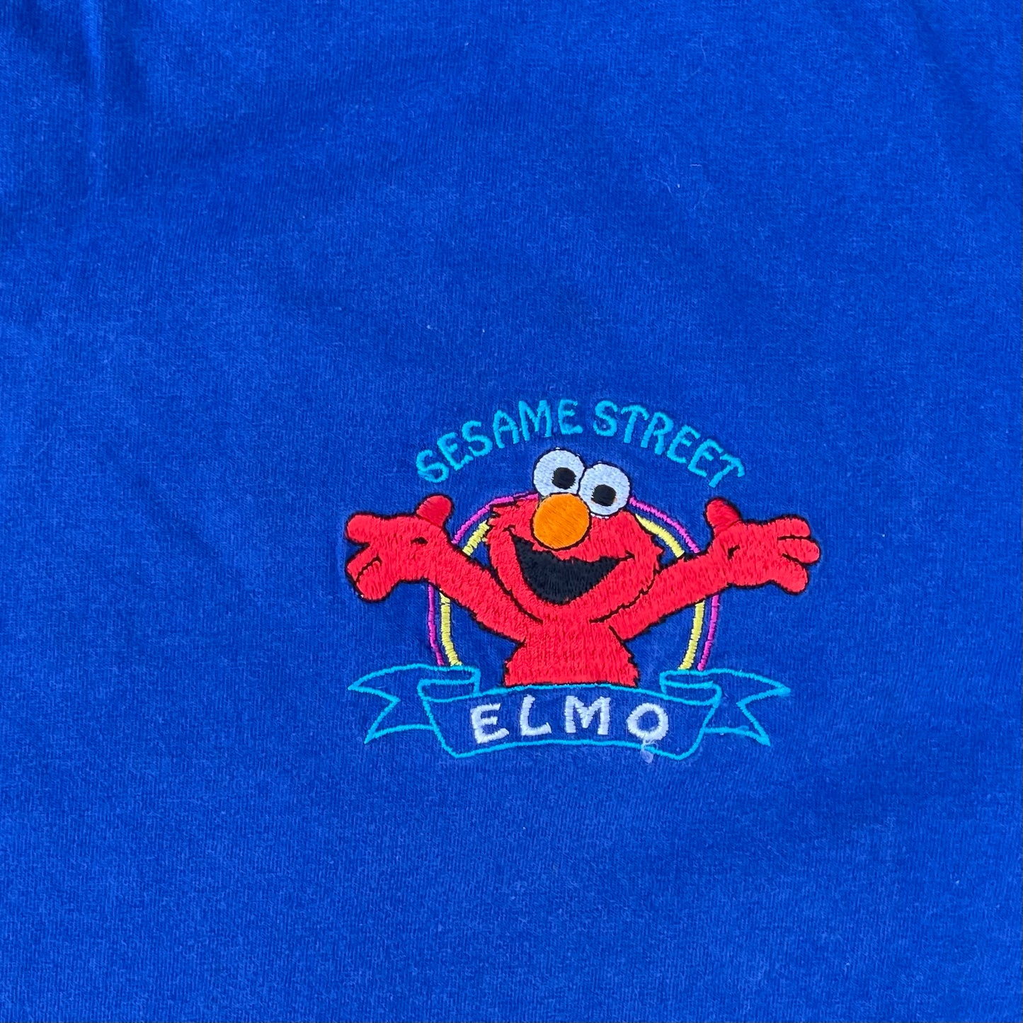 2000's Sesame Street Elmo Tshirt - XL