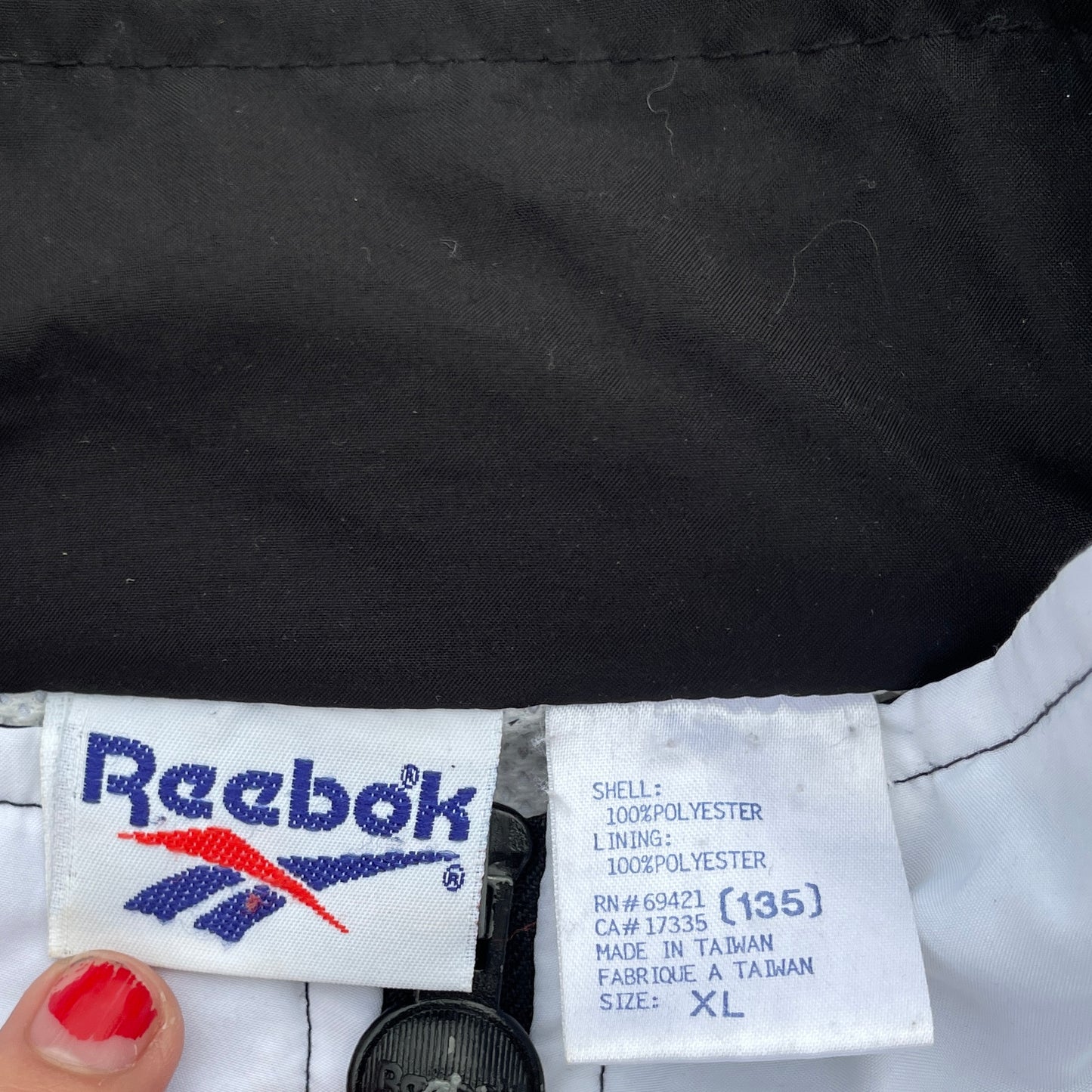 Cortavientos Reebok de 1990 - 23" x 26.5"