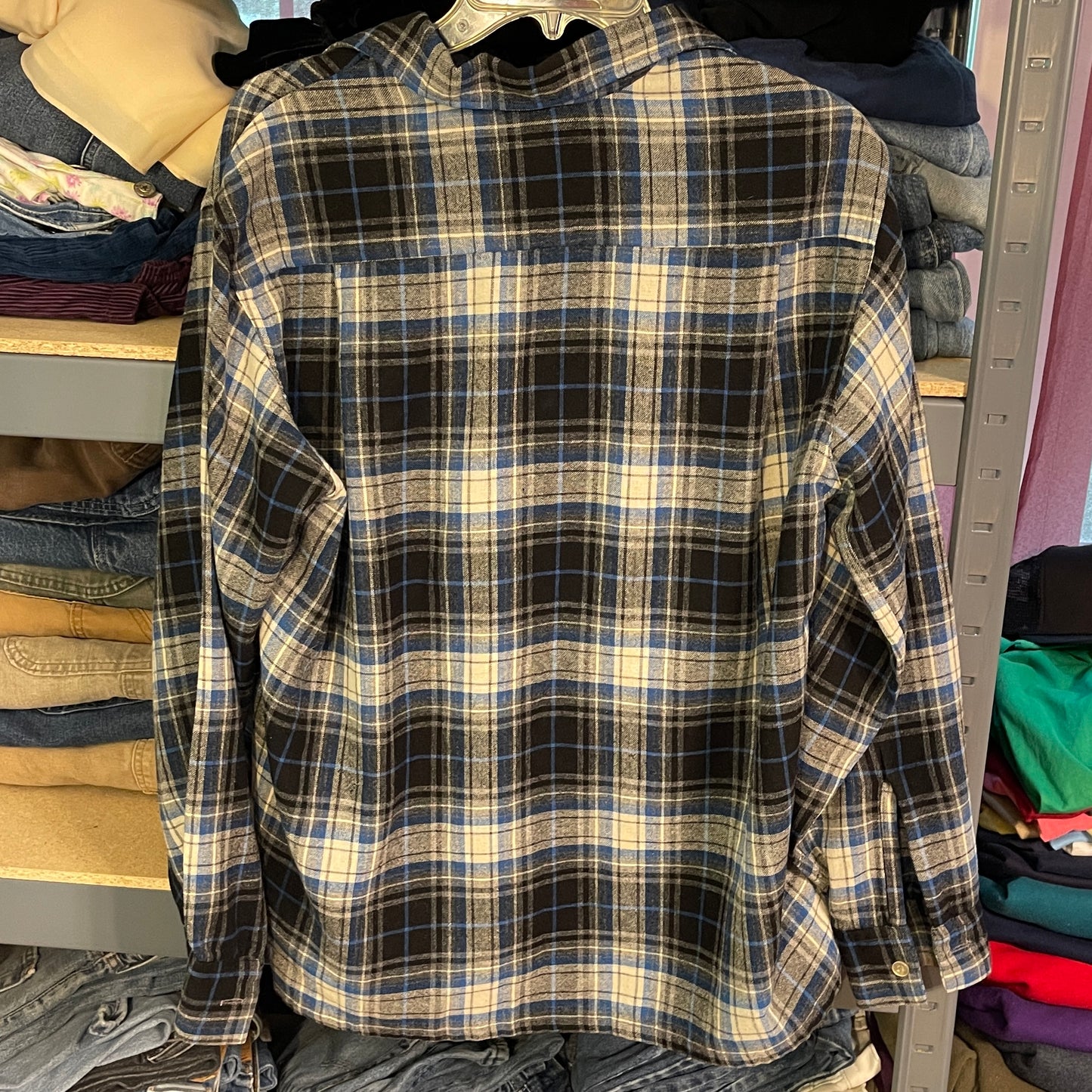 Franela con cuello de lazo Brent de los años 50 - 22.5" x 27"