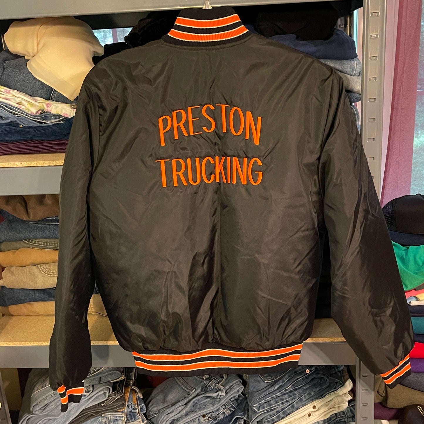 80s NWT Trucker Jacket - L 23" x 26.5"