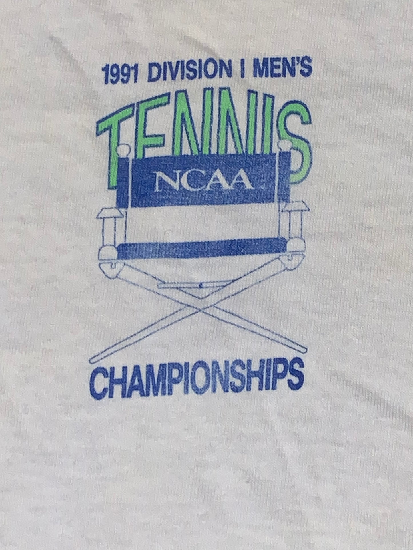 Camiseta del Campeonato de Tenis del Pacífico Colegiado de los 90 - Grande - 23.5" x 25"