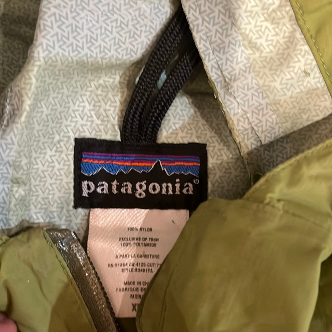 Phartagonia Jacket - 22” x 31”