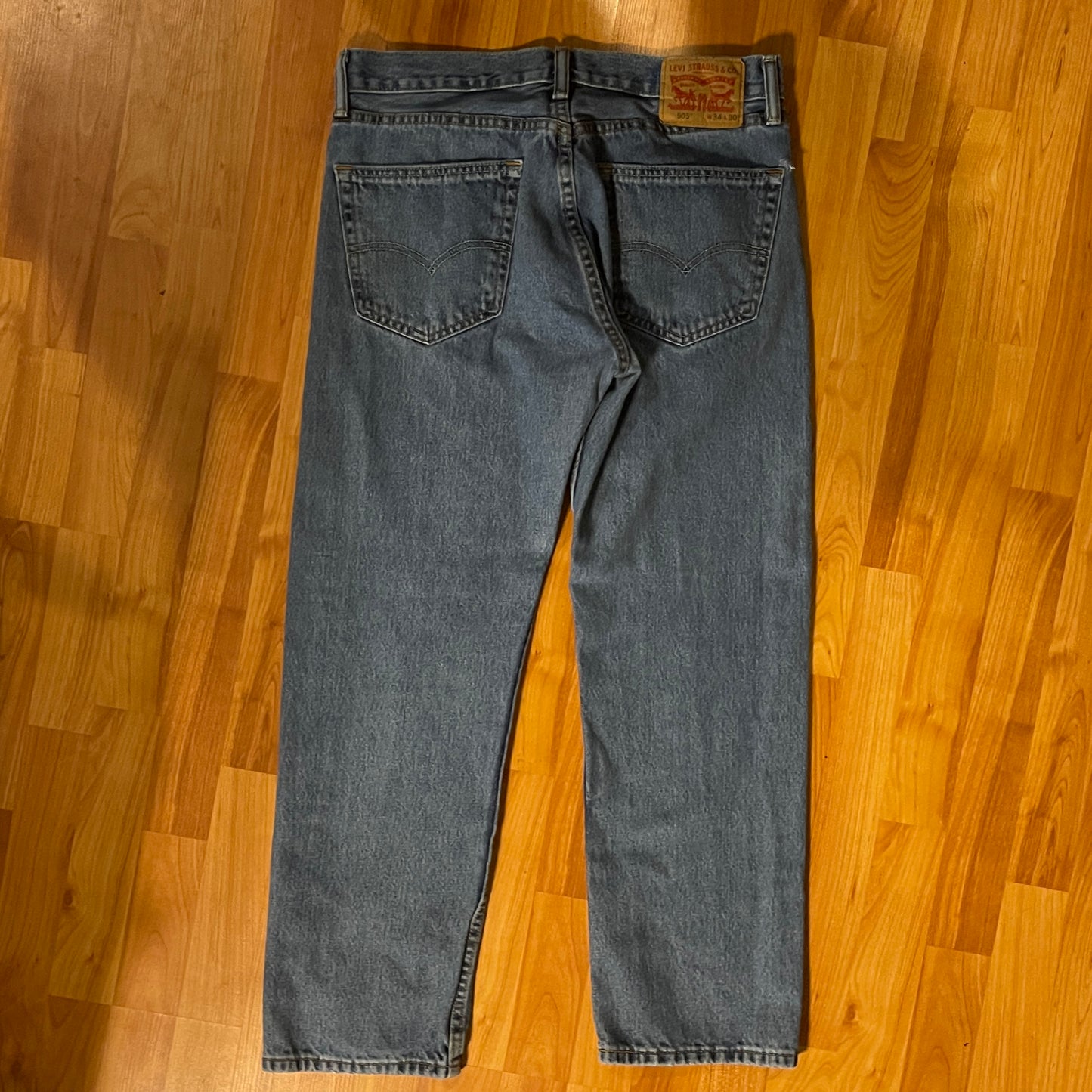 Levi 505 - 32" x 28"