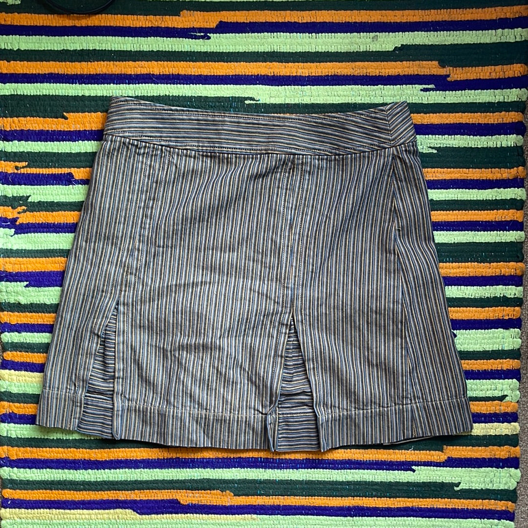 es decir, falda - 32" x 18.5"