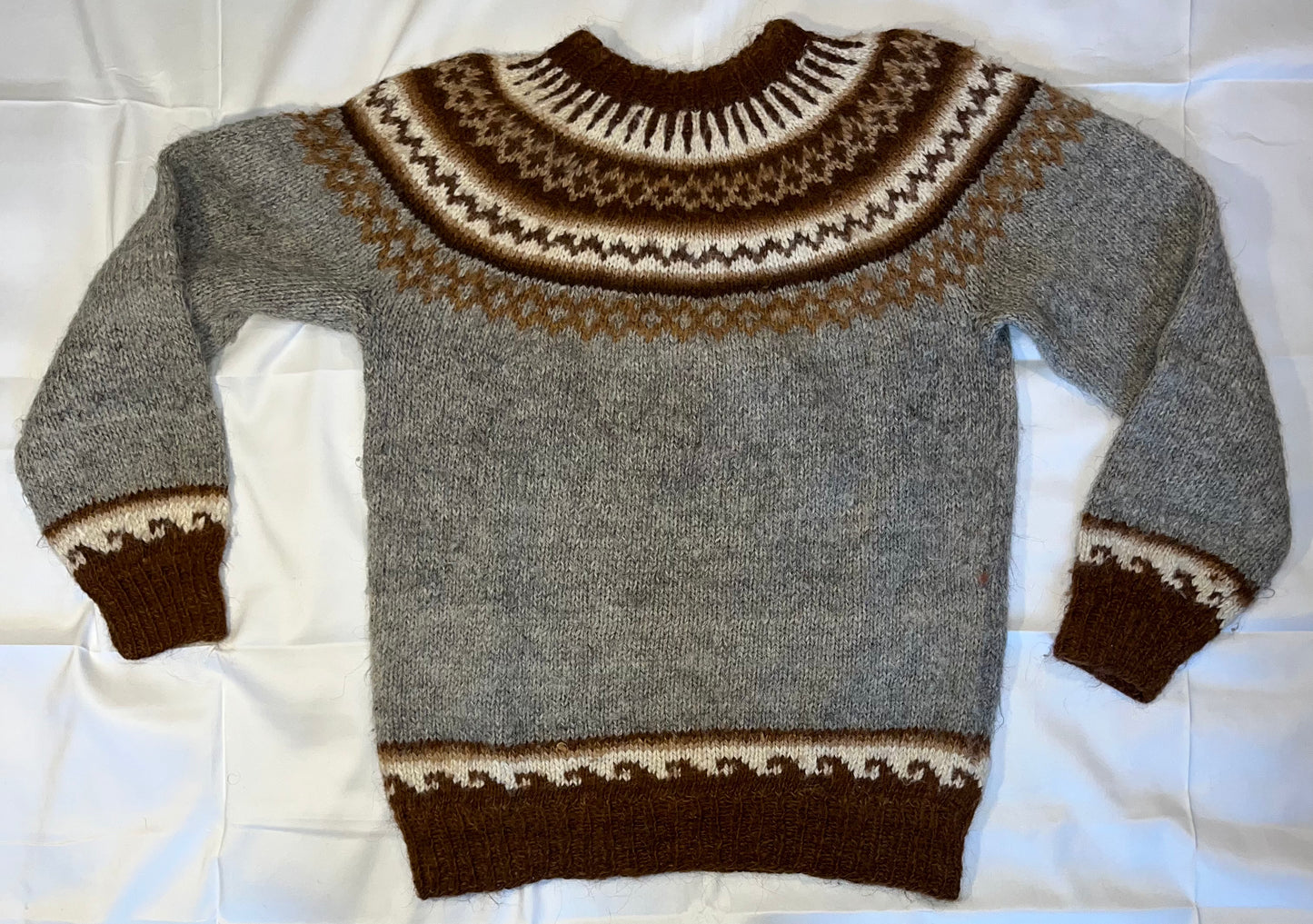 80's Handmade Sweater - Small - 19” x 23.5”