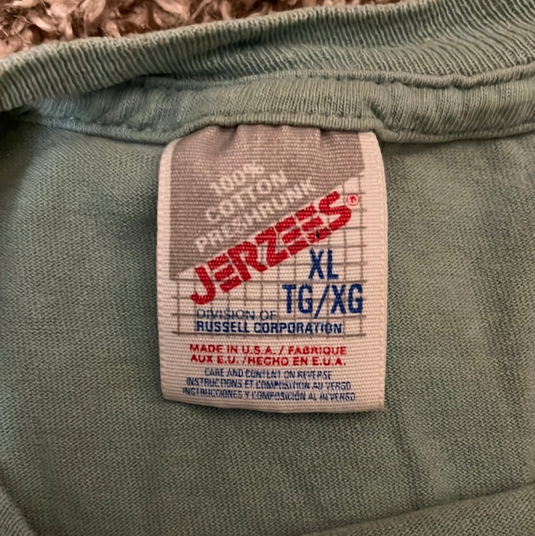 90's Jerzees Tribal Tshirt - Medium - 21.5” x 24.5”