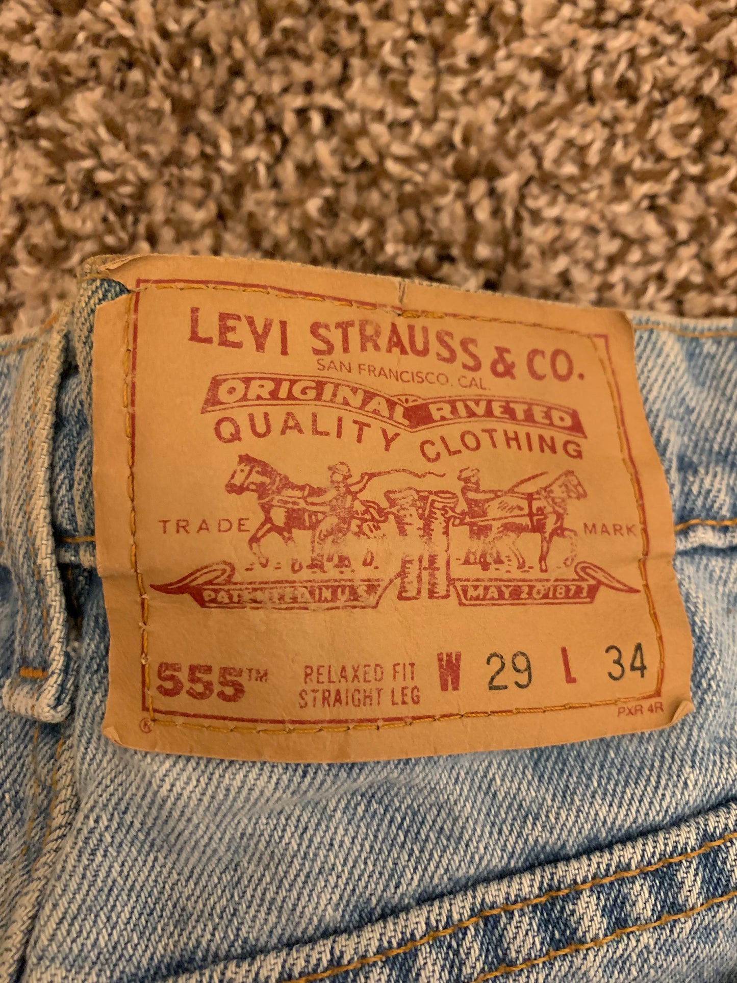 Levi 555 Jeans - 32.5” x 30”