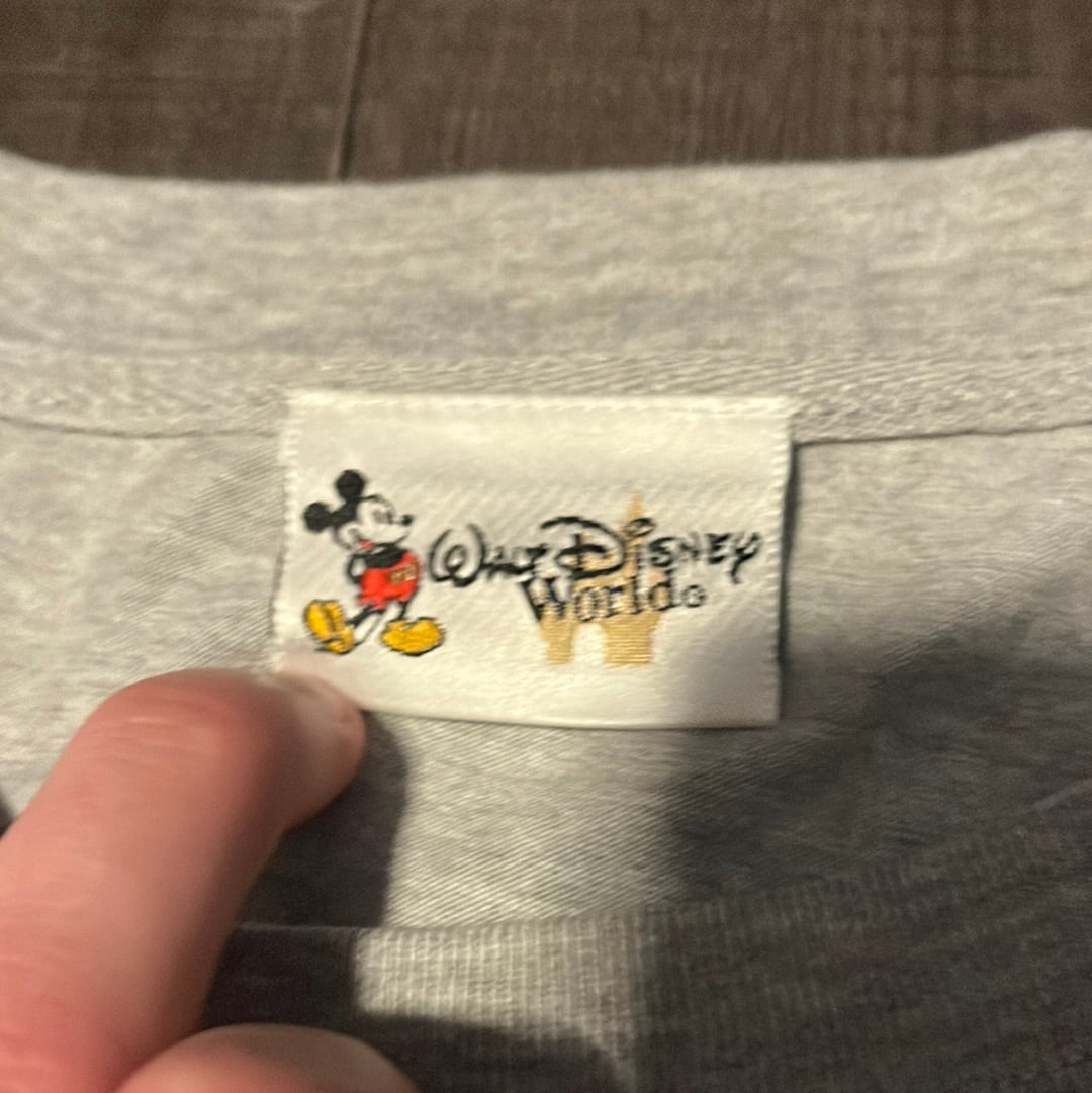 Camiseta Disney World - XL - 27” x 34”