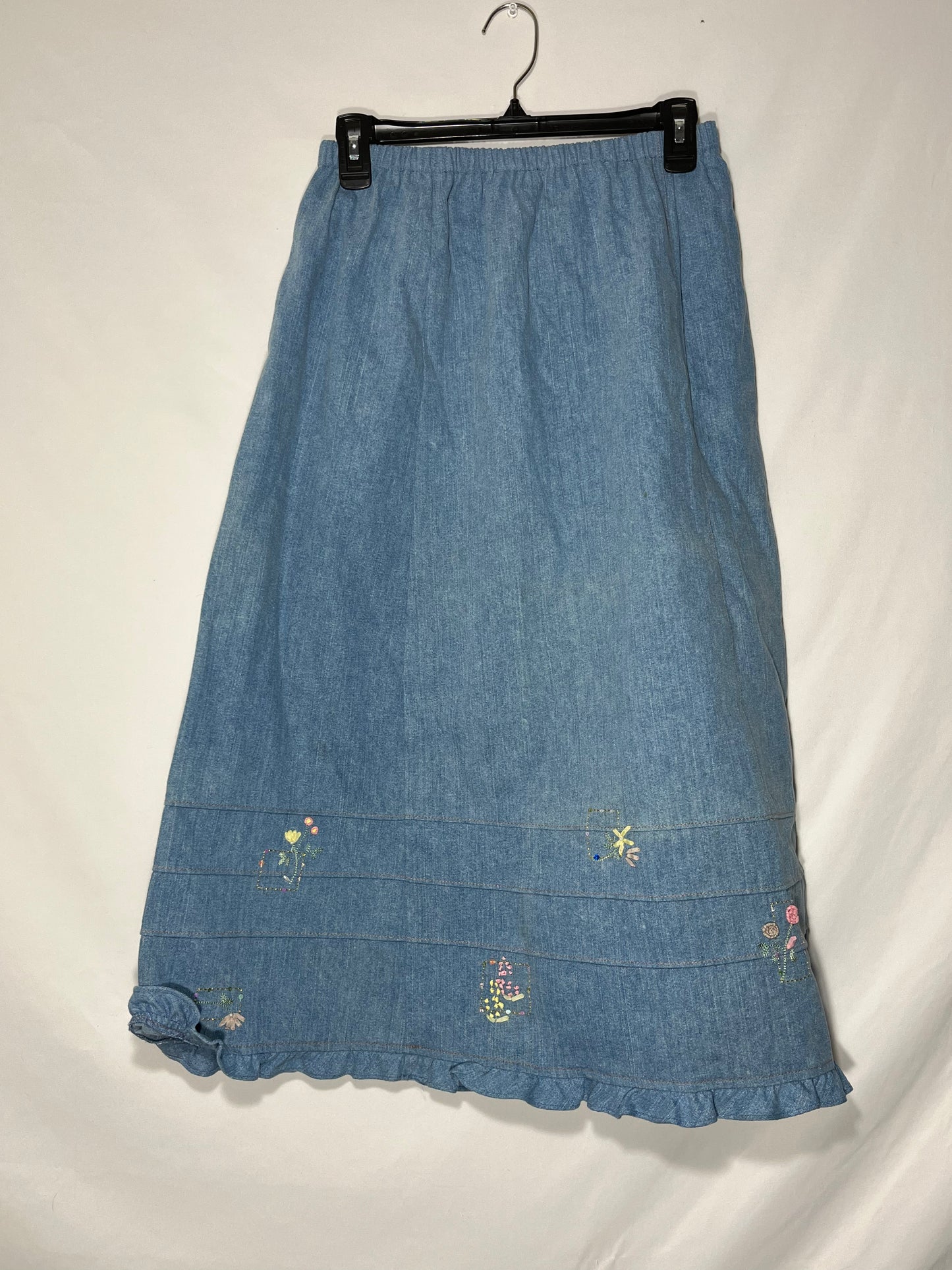 90's Denim Flowery Embroidered Skirt - 24” x 31”