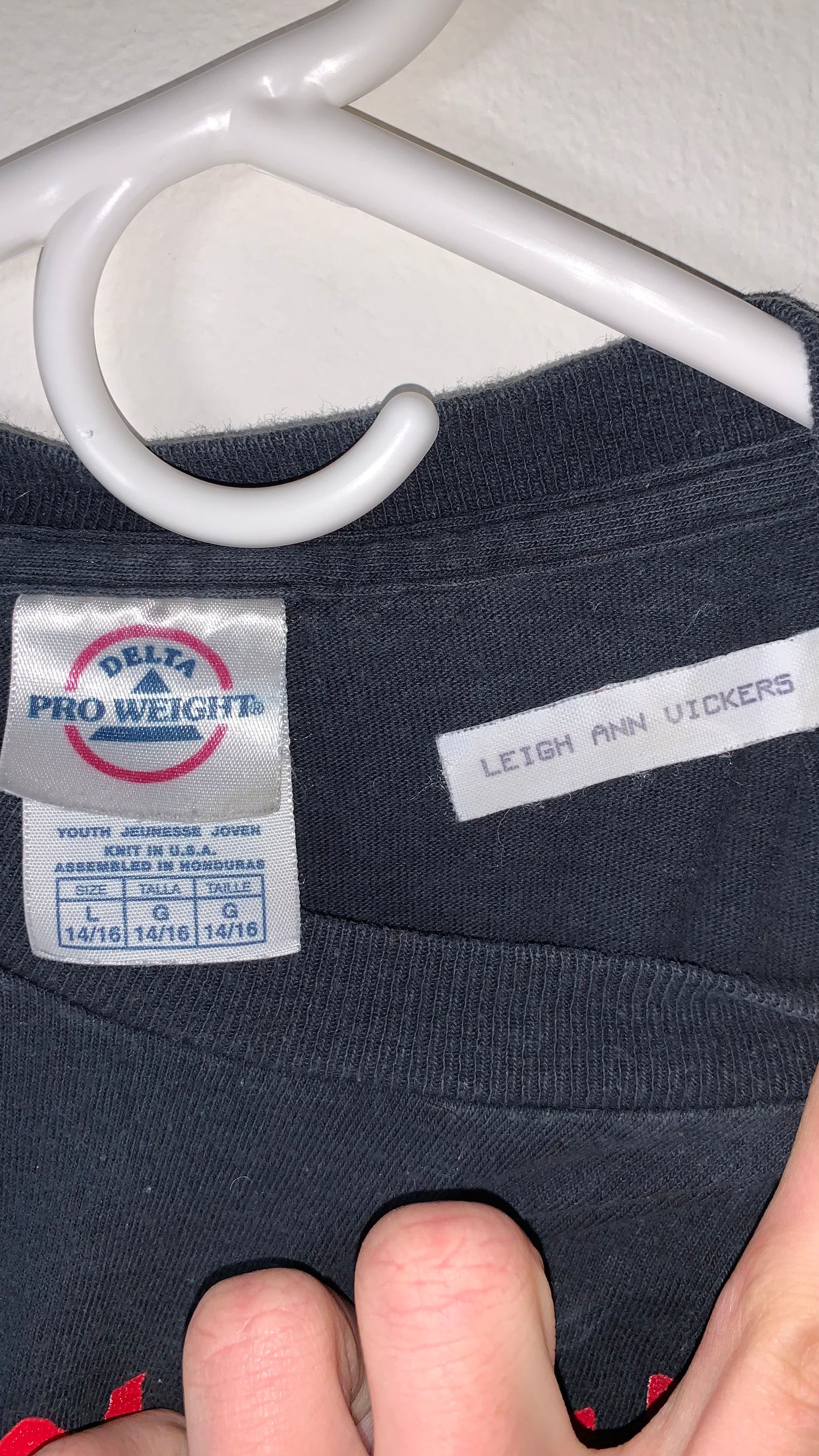 00's Machete Earache Tshirt - XSmall - 17” x 21”