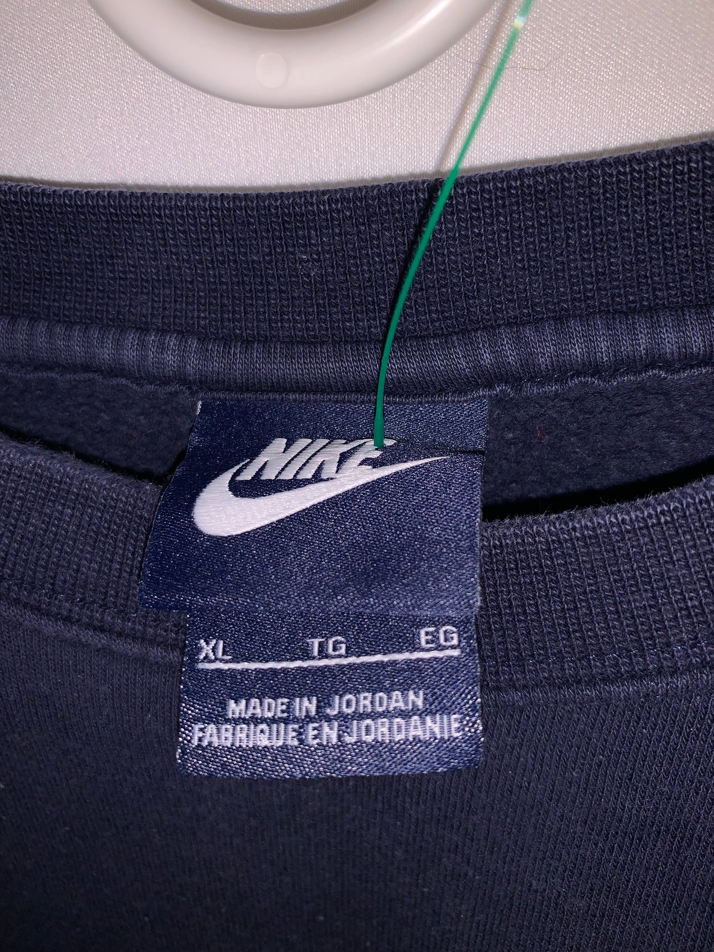 Nike Crewneck Sweatshirt - XLarge - 24.5” x 26”