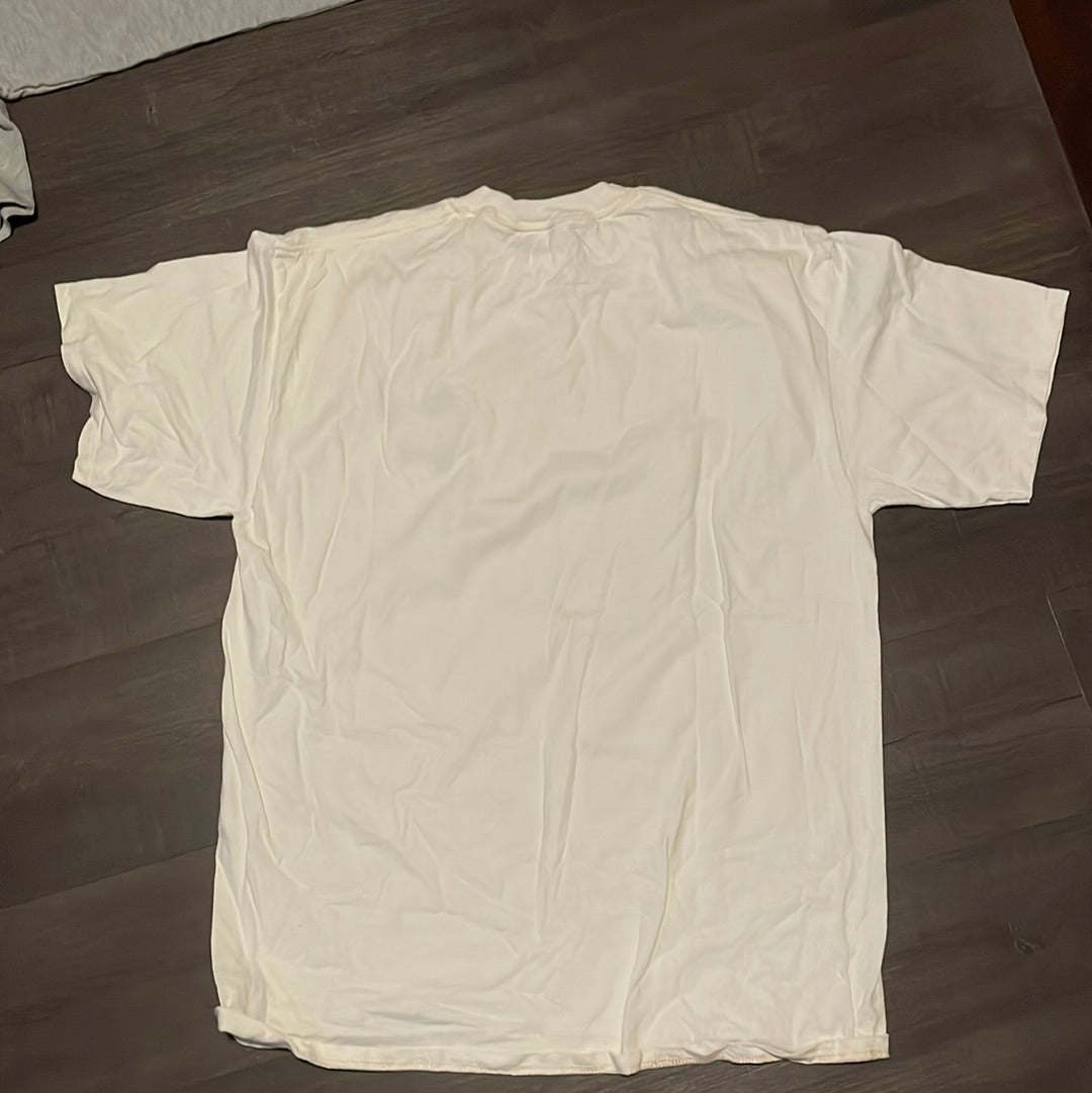 Camiseta bordada con el gato Jerzees de los 90 - 22" x 29.5"