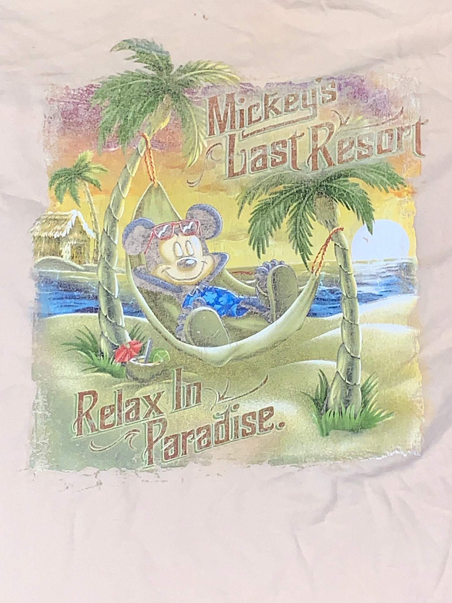 Camiseta Disney Mickey's Last Resort - XL - 25" x 27"