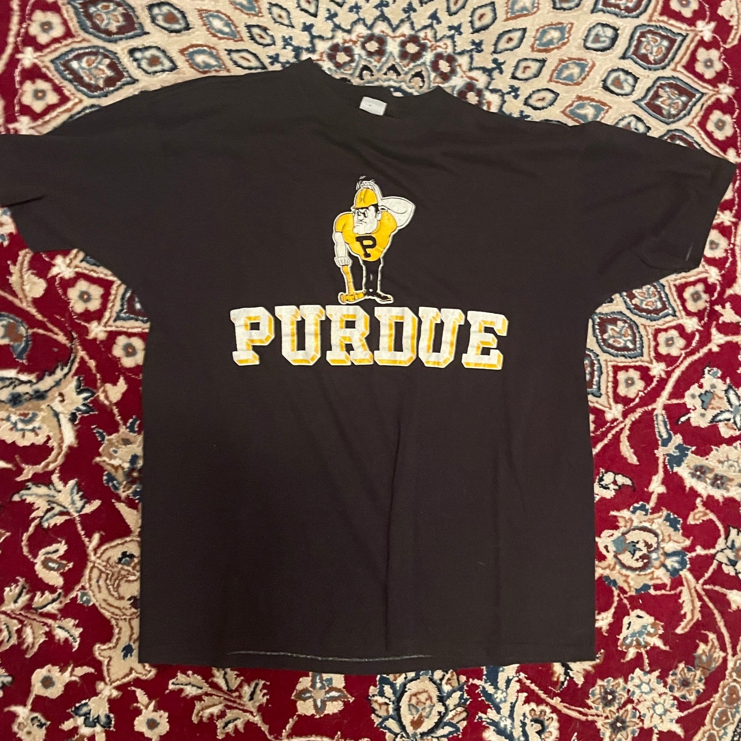 80's Purdue Tshirt - 20.5" x 28"