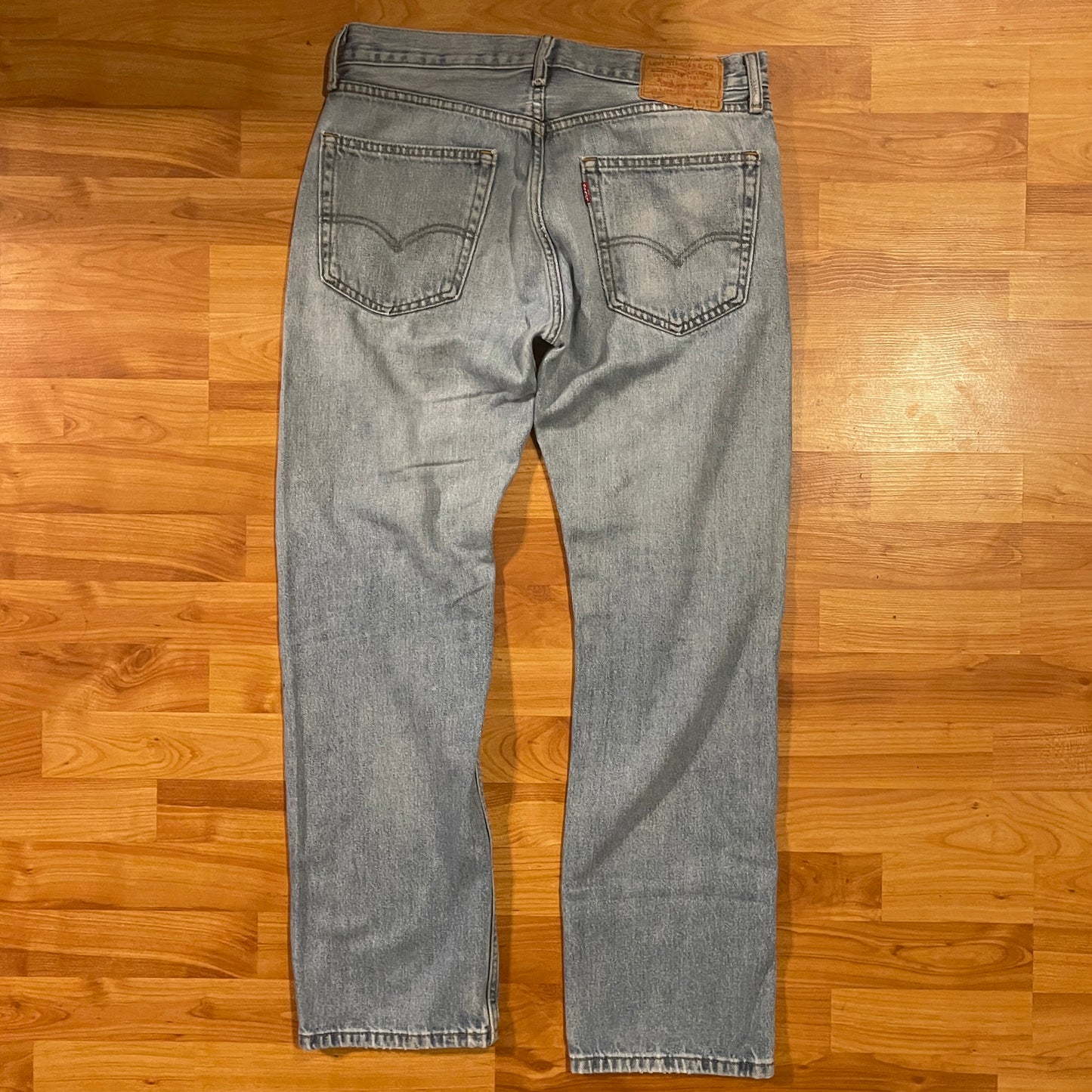 Levi 505 - 34" x 30"