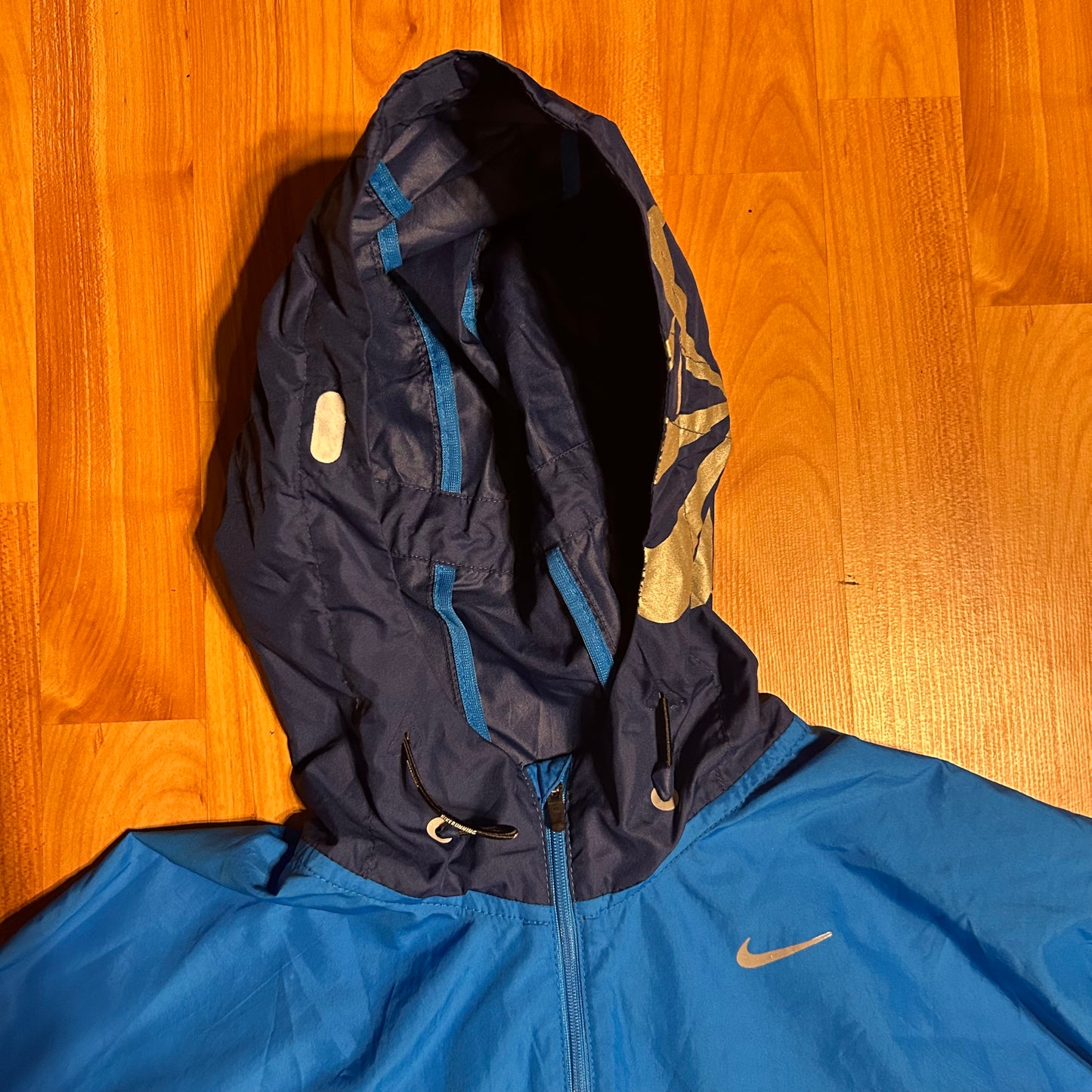 Nike Windbreaker Running Jacket - Small - 18” x 23”