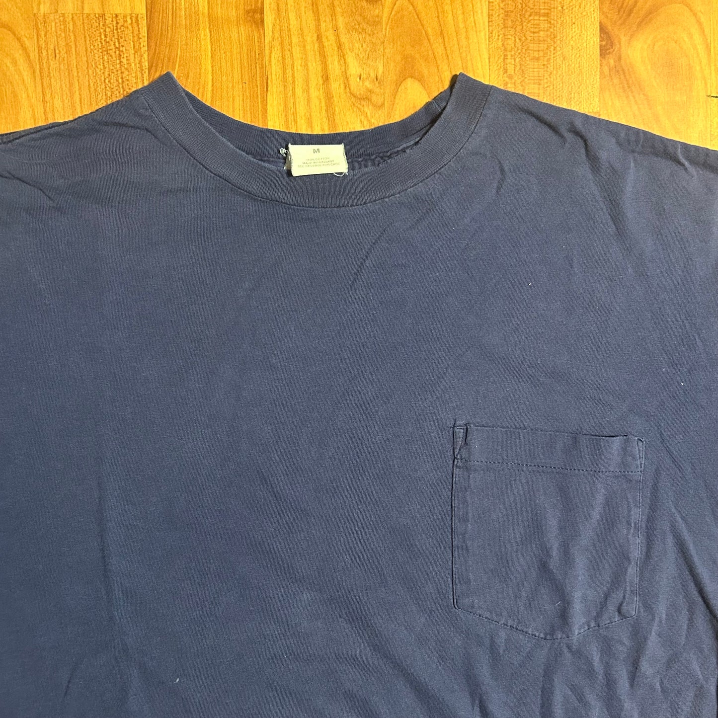 Old Navy Single Stitch Distressed Faded Navy Purple Blank Pocket Tshirt - Medium - 21” x 25”