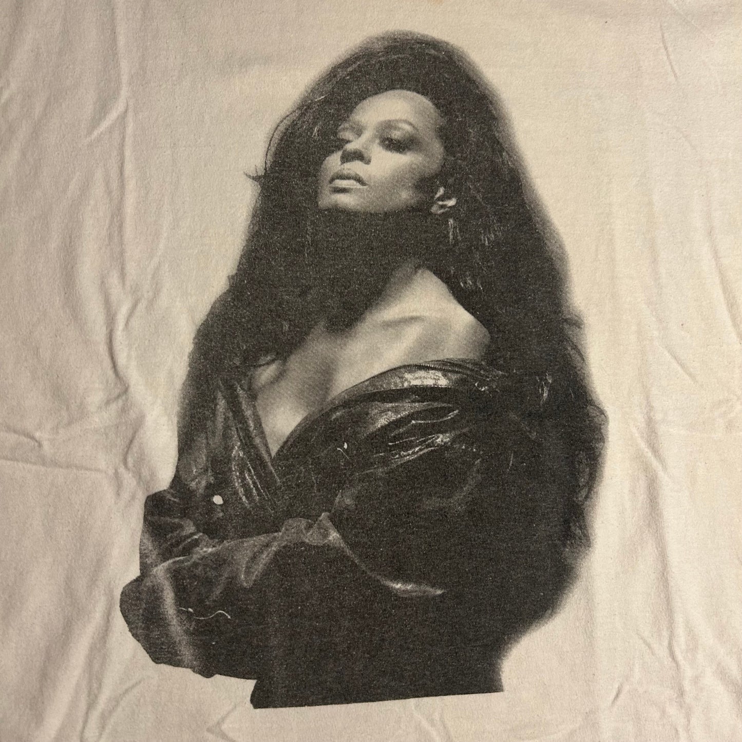 Diana Ross I’m Coming Out Gildan Tshirt - XLarge - 25” x 29”