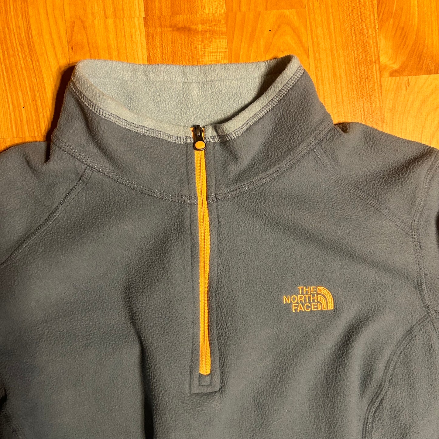 The North Face Quarter Zip Fleece - Medium - 21.5” x 26”