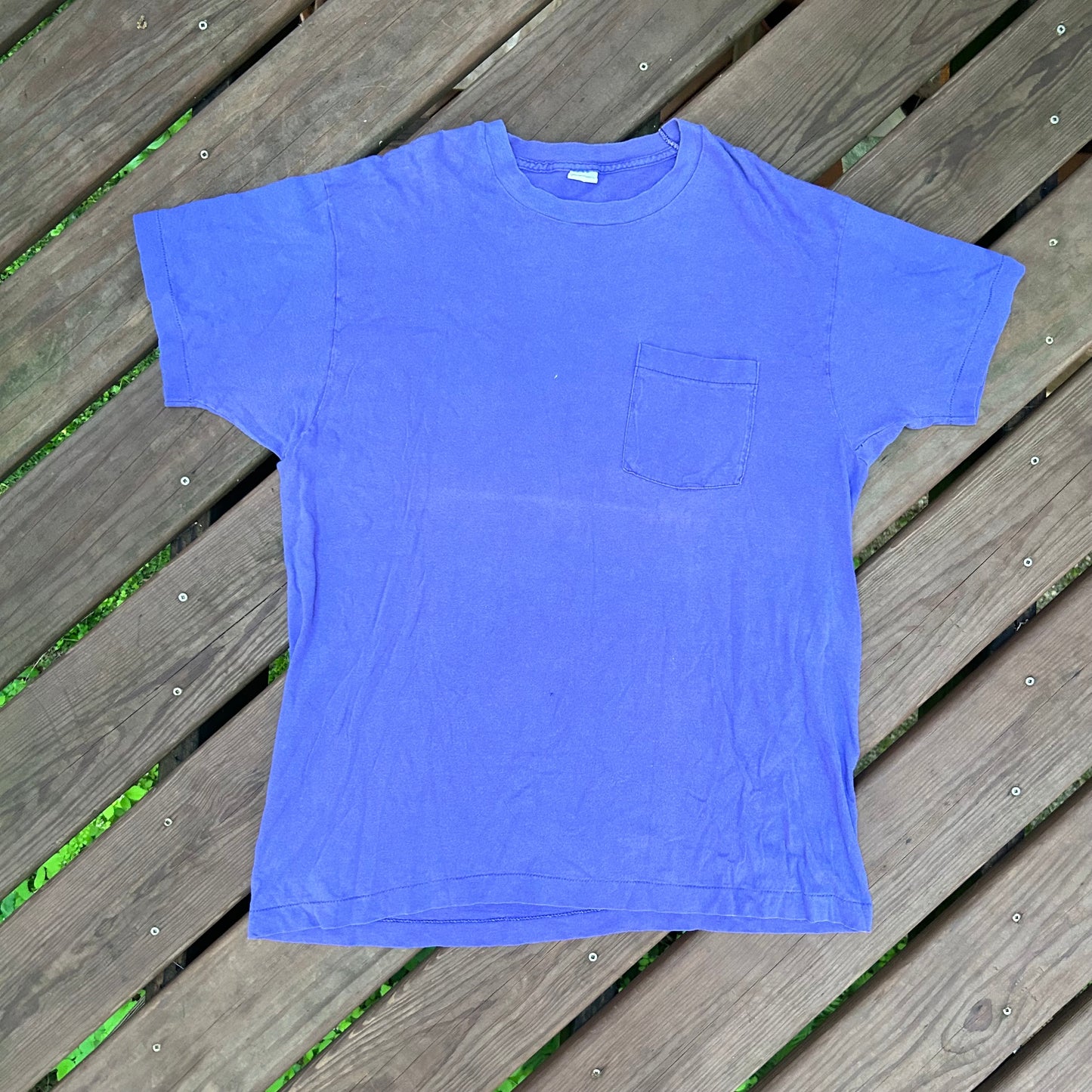 90’s FOTL Purple Blank Pocket Tshirt - Large - 22” x 30”