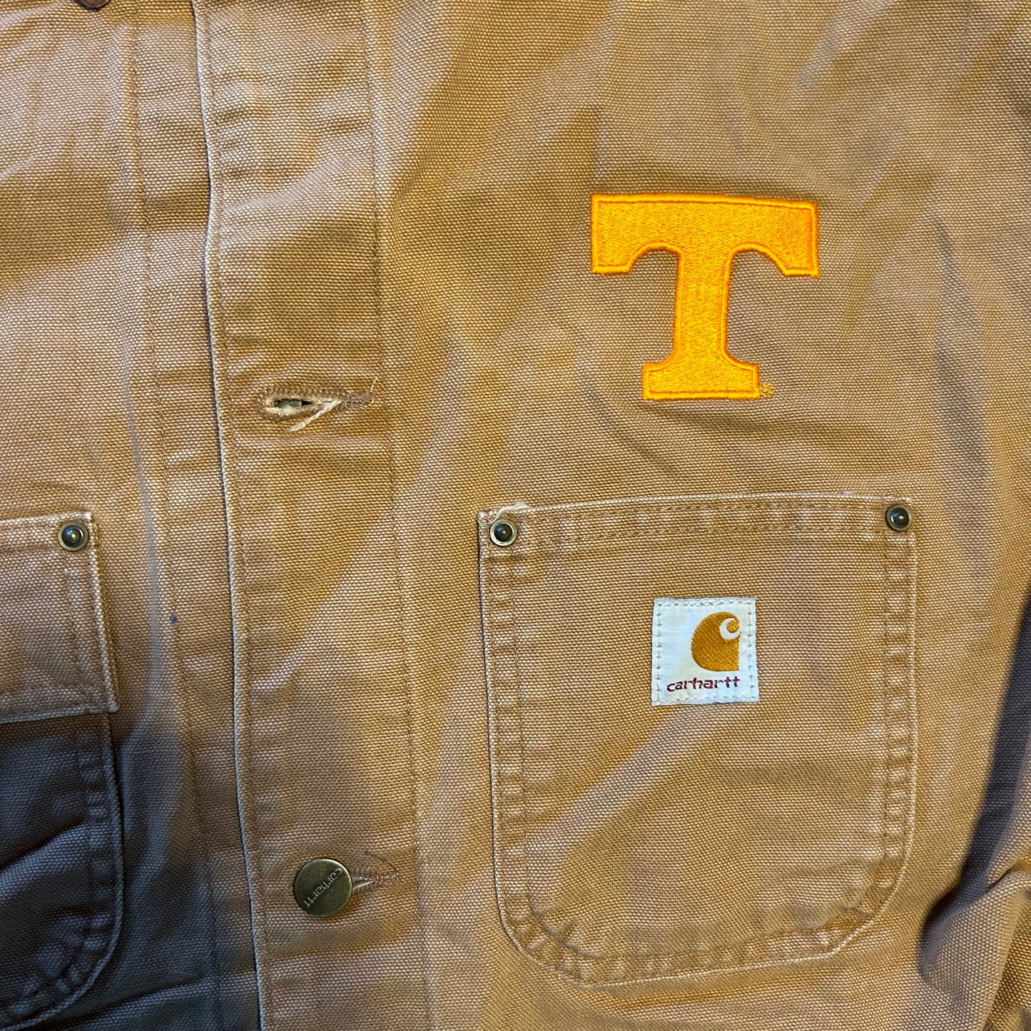 Carphartt Carhartt Corduroy Collar Chore Coat Tennessee Volunteers Jacket - XLarge - 26” x 34”