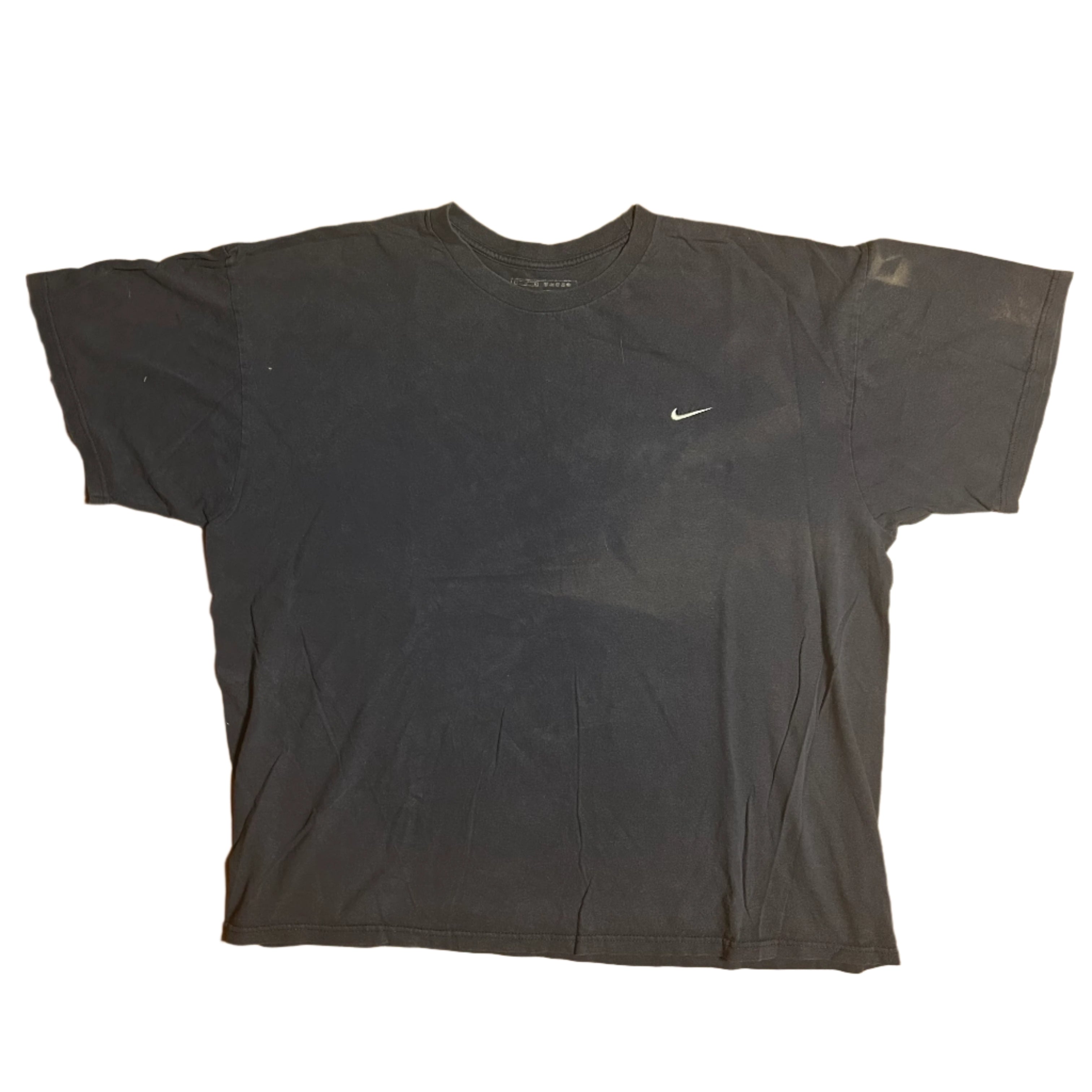 nike mini swoosh boxy