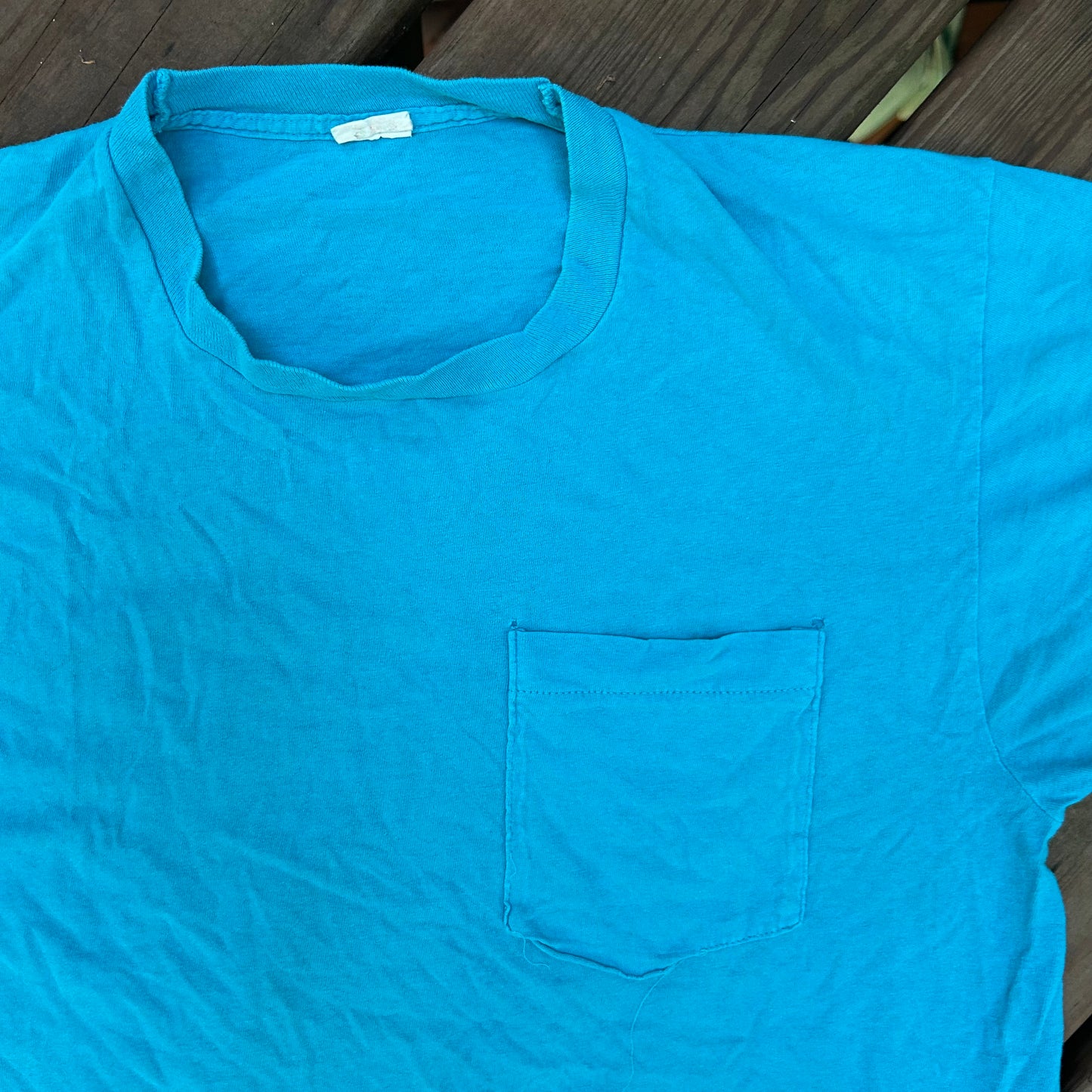 80/90’s Blank Turquoise Pocket Tshirt - Small - 19” x 27”