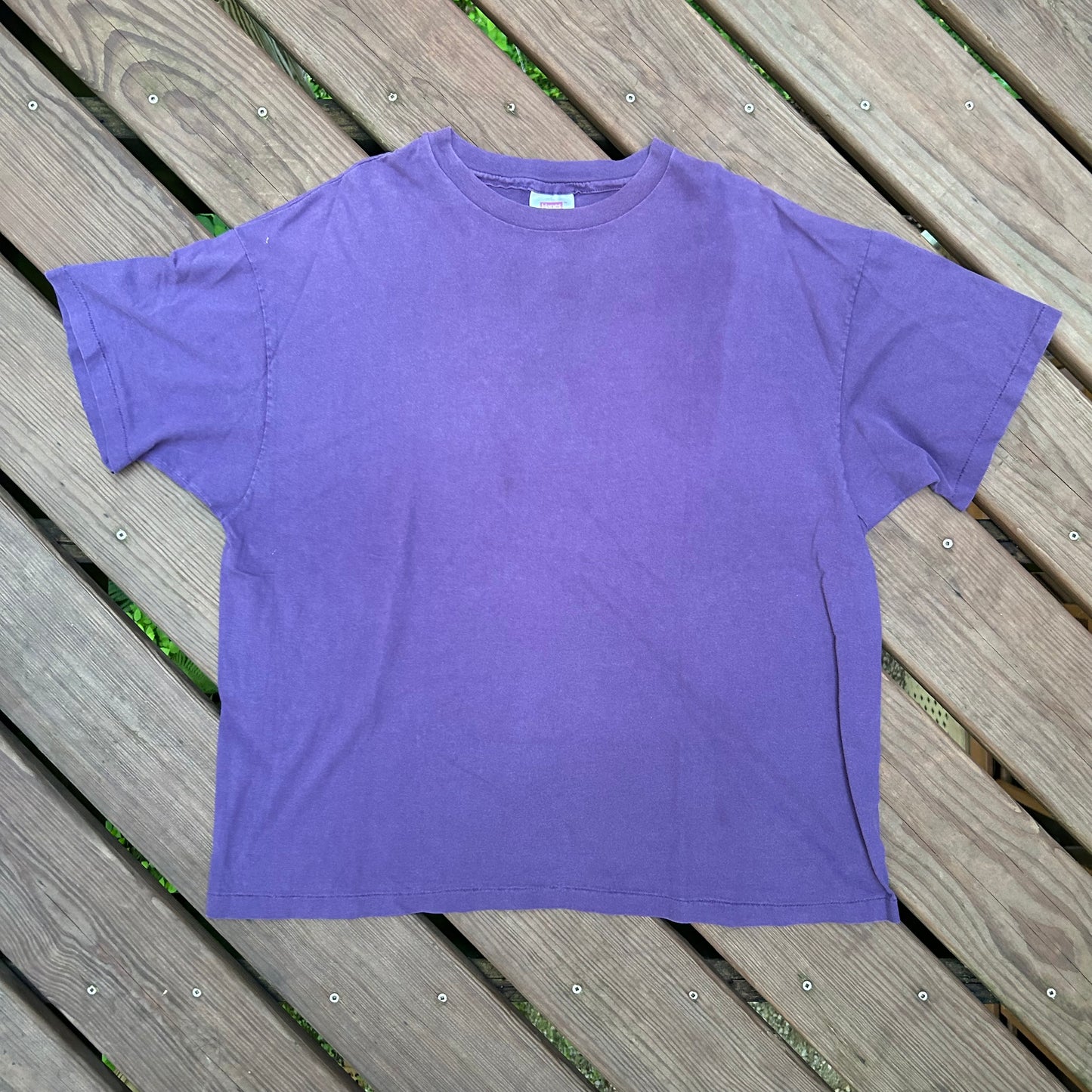 90’s Hanes Purple Blank Tshirt - Large - 23” x 27”