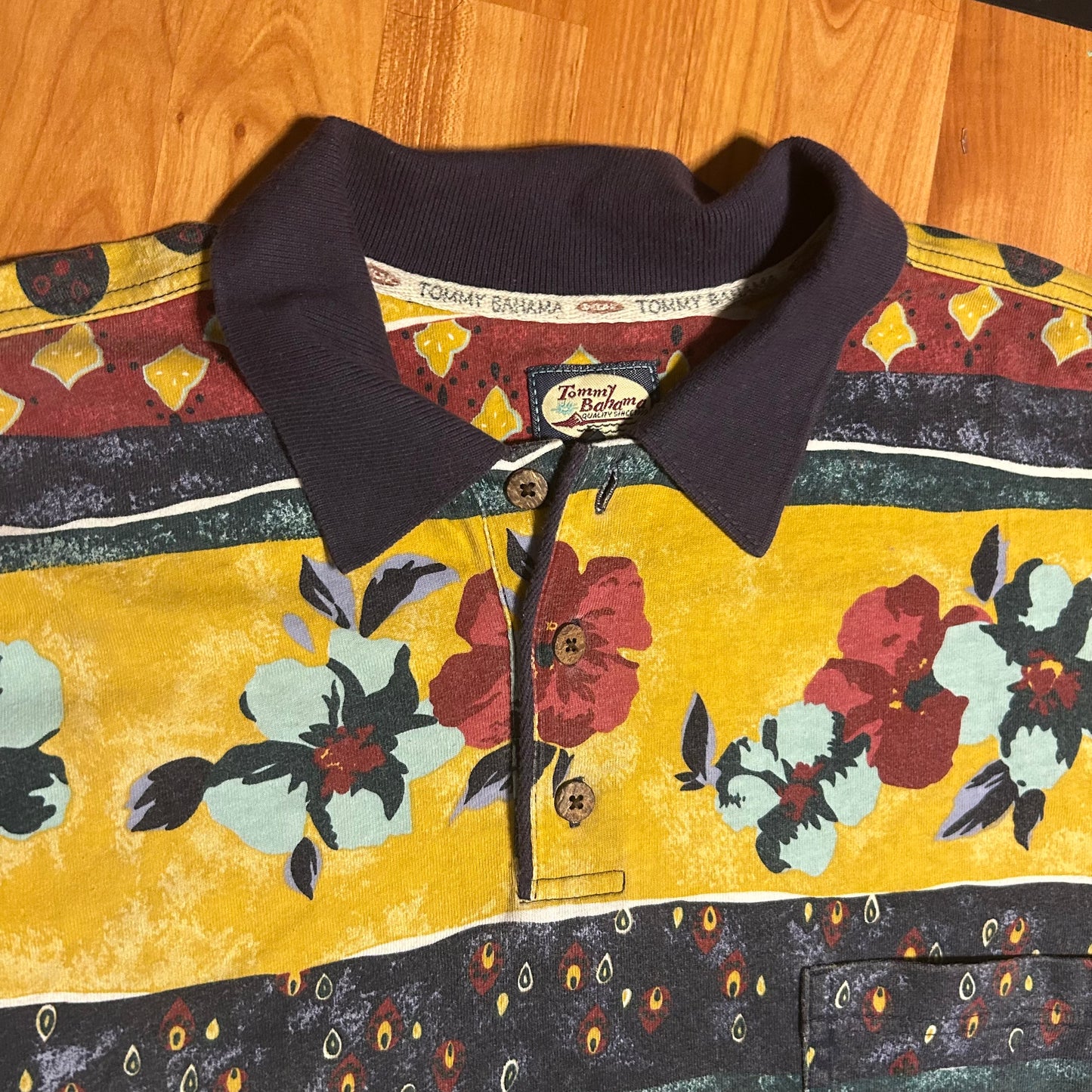 Tommy Bahama Cotton Floral Hawaiian Design Collared Short Sleeve Polo Shirt - XLarge - 24” x 31”