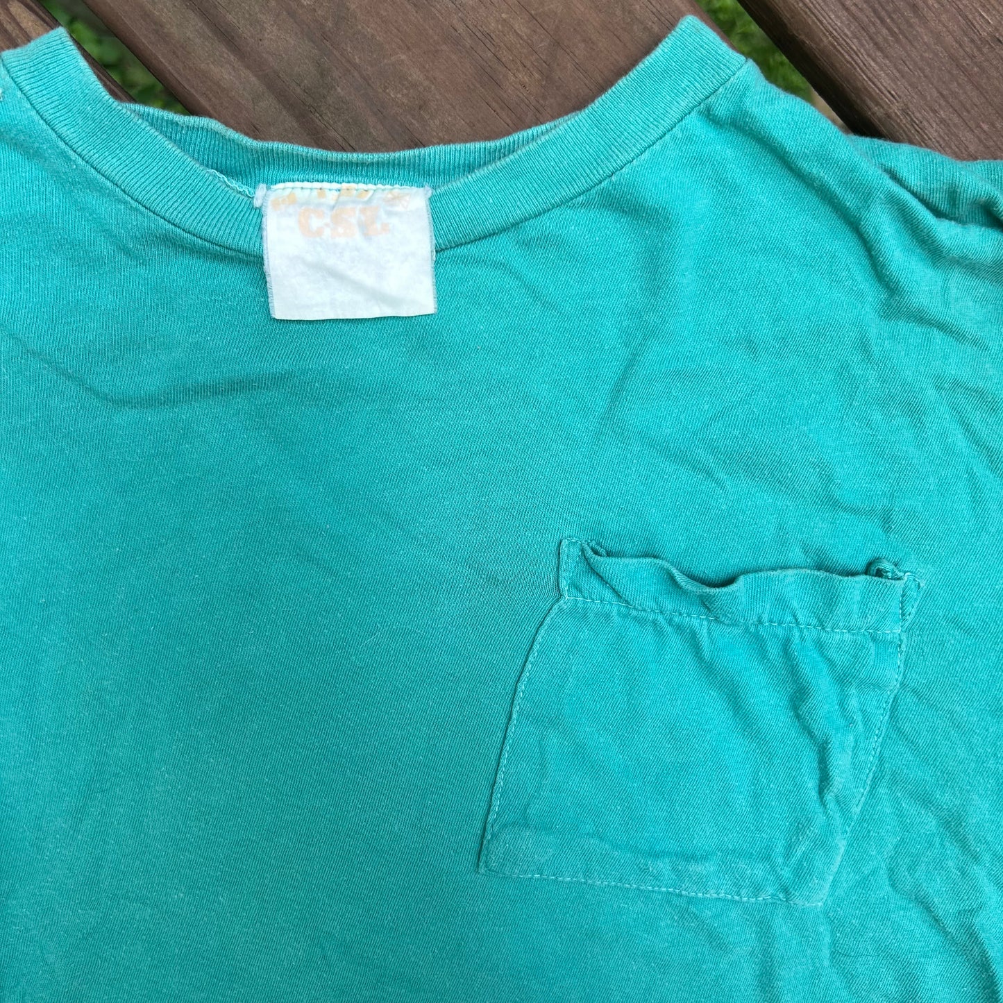 80/90’s CSL Blank Turquoise Boxy Pocket Tshirt - Medium - 20” x 21”