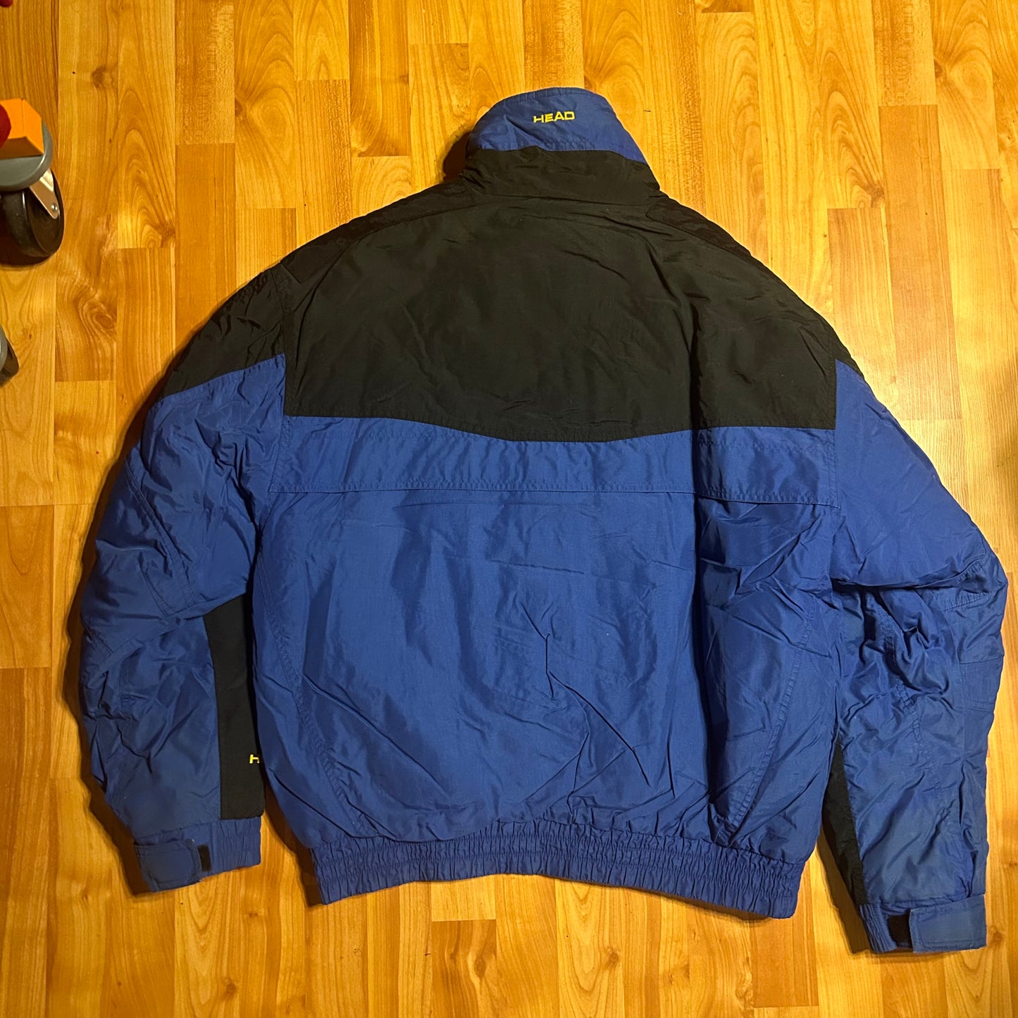 Head Puffer Jacket Winter Coat - XLarge - 25” x 28”