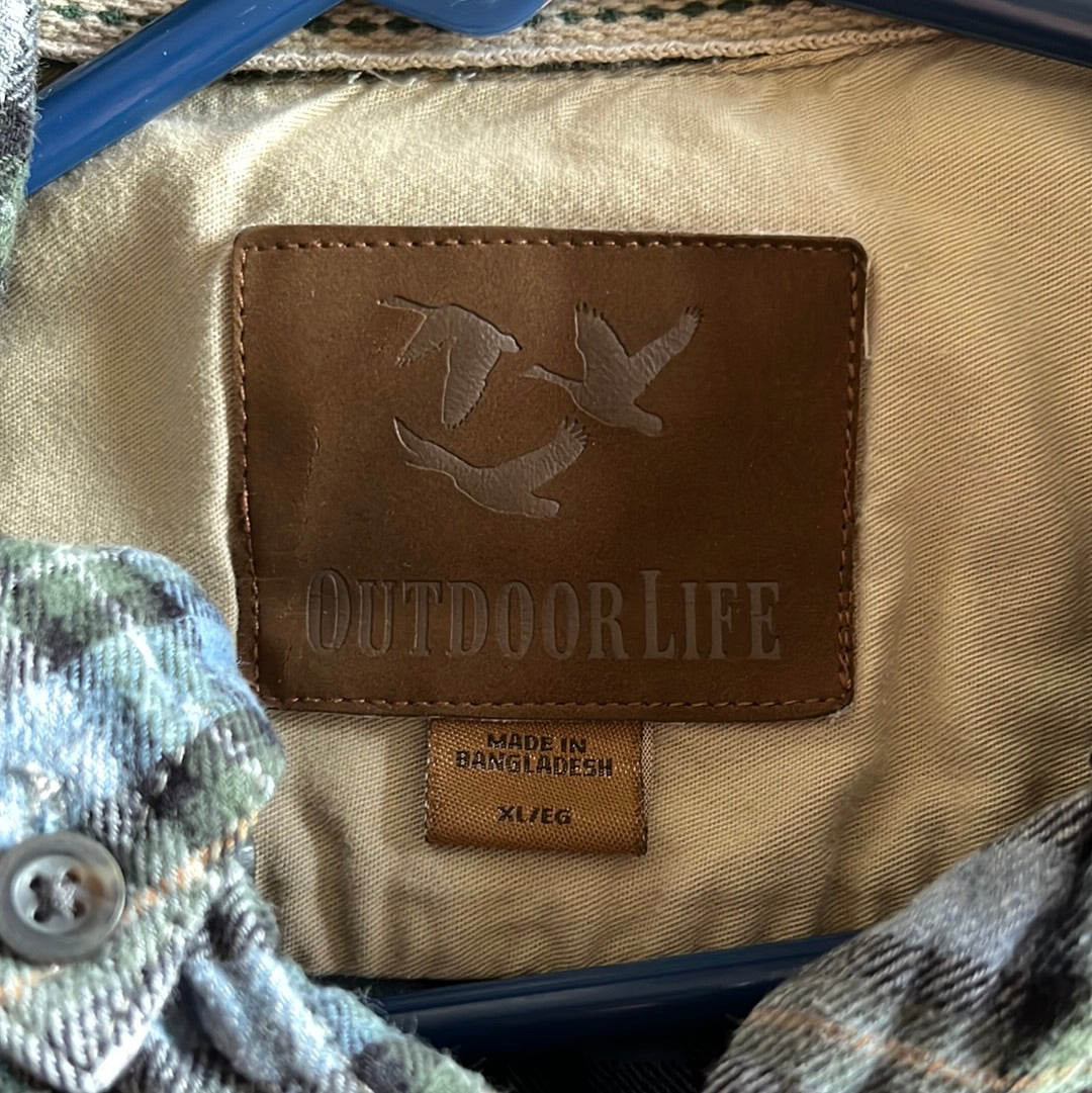 Outdoor Life Flannel - XLarge - 25.5” x 31.5”