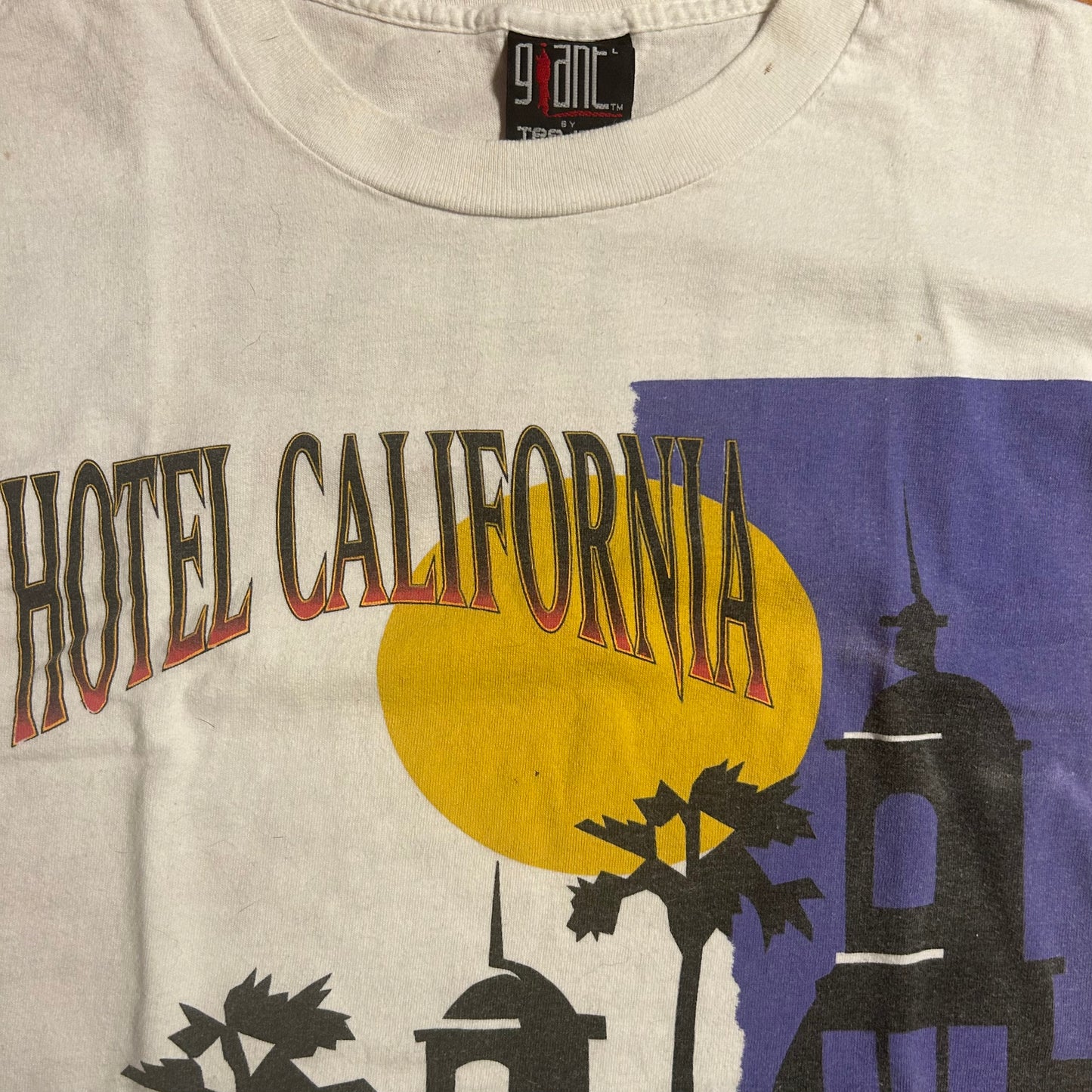 90’s 1991 Giant Tultex Eagles Don Henley Hotel California Tour Band Tshirt - Medium - 20.5” x 28”