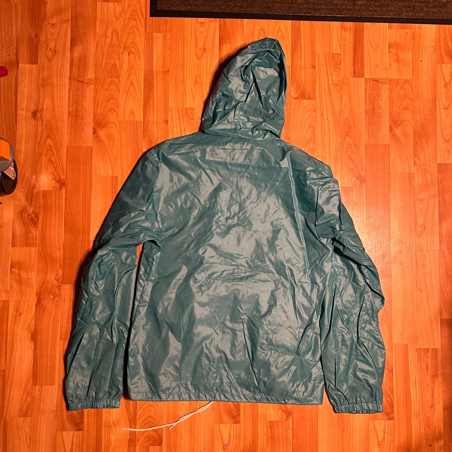 80/90’s Lacoste Izod Rain Jacket Windbreaker - Medium - 20” x 25”