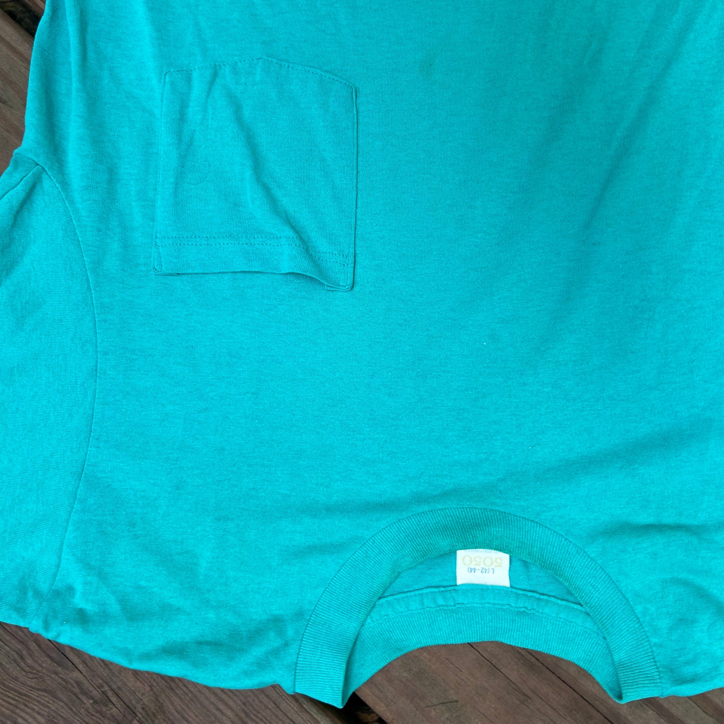 80/90’s 50/50 Turquoise Blank Pocket Tshirt - Small - 18” x 27”