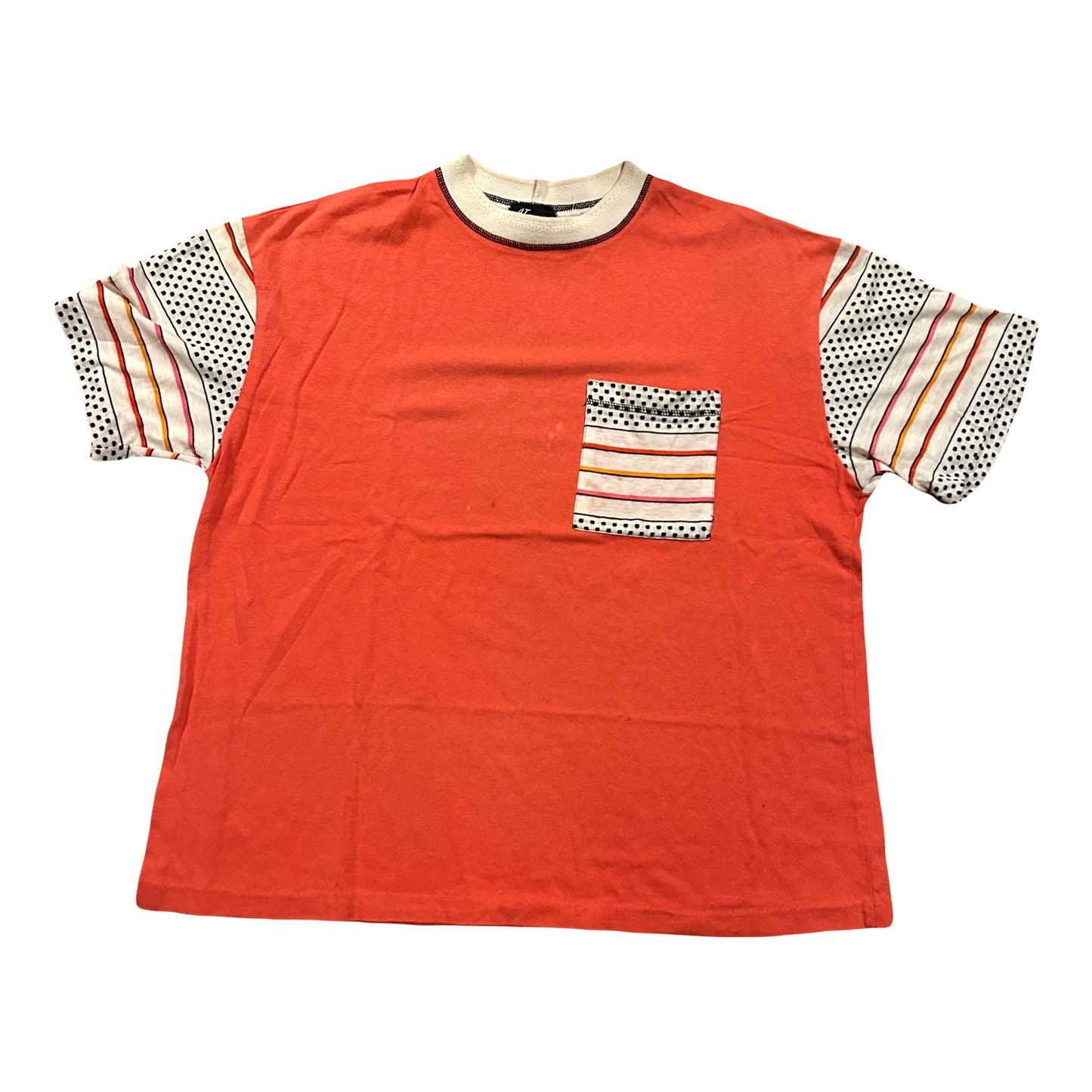 80’s AT Sport Pattern Pocket Tshirt - XLarge - 25” x 30