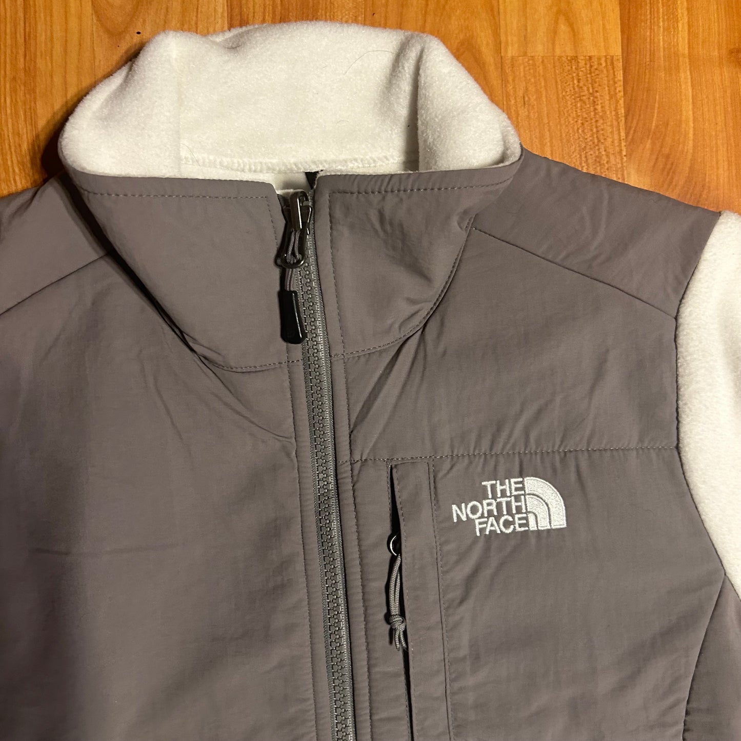 The North Face Fleece Zip Up Jacket - Small - 19” x 25.5”