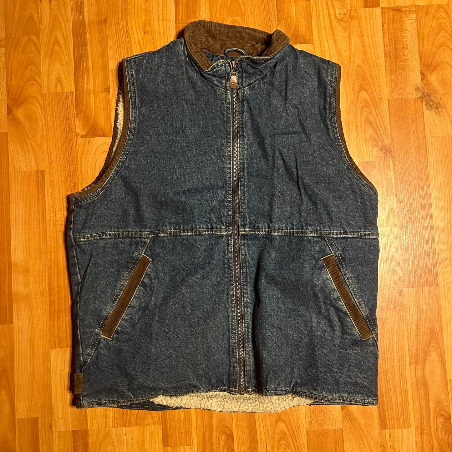 Wrangler Fleece Lined Denim Leather Vest Zip Up - Large - 22” x 25”