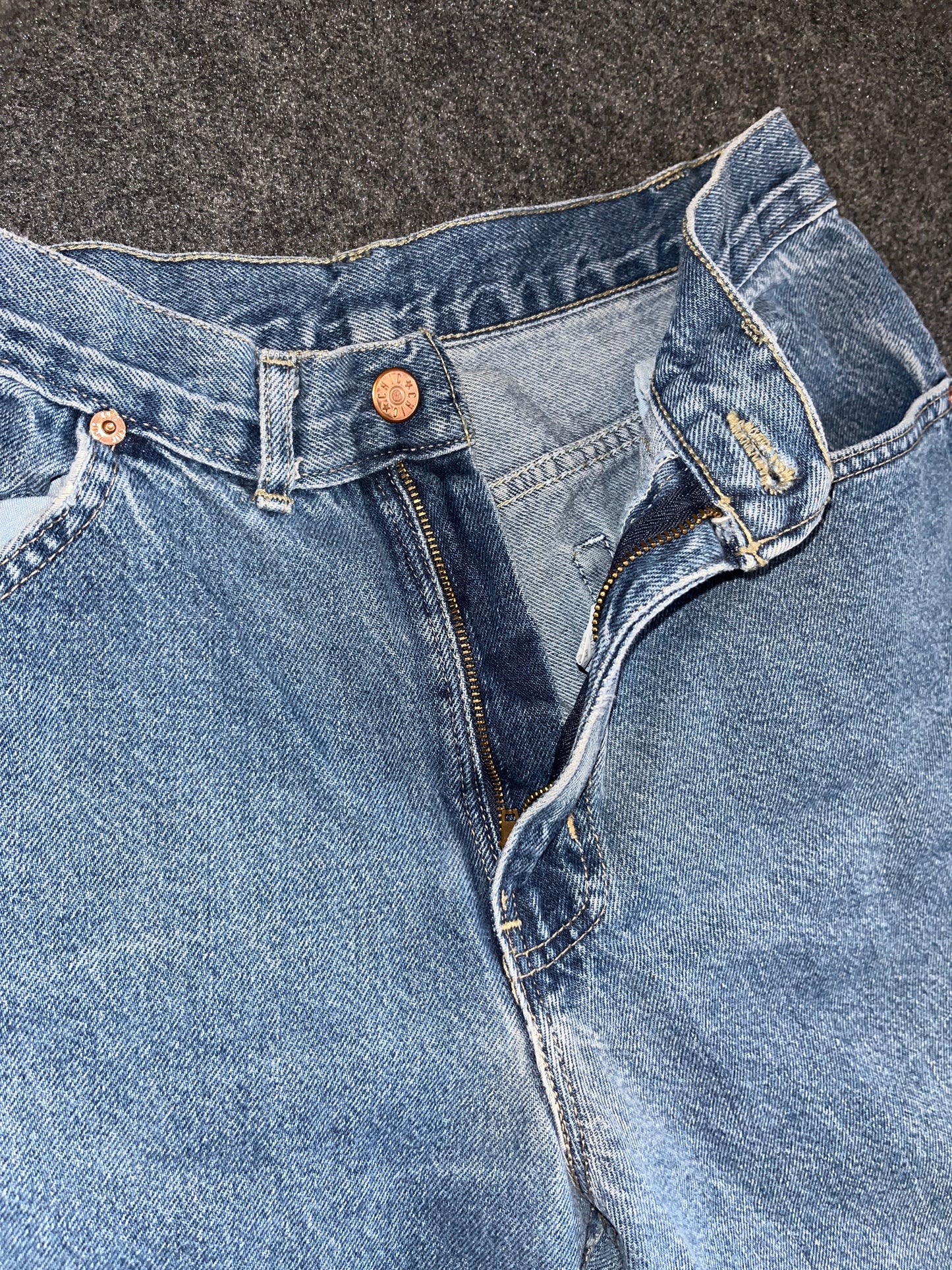 90/00's Chic Denim Blue Mom Jeans Pants - 28" x 27.5"