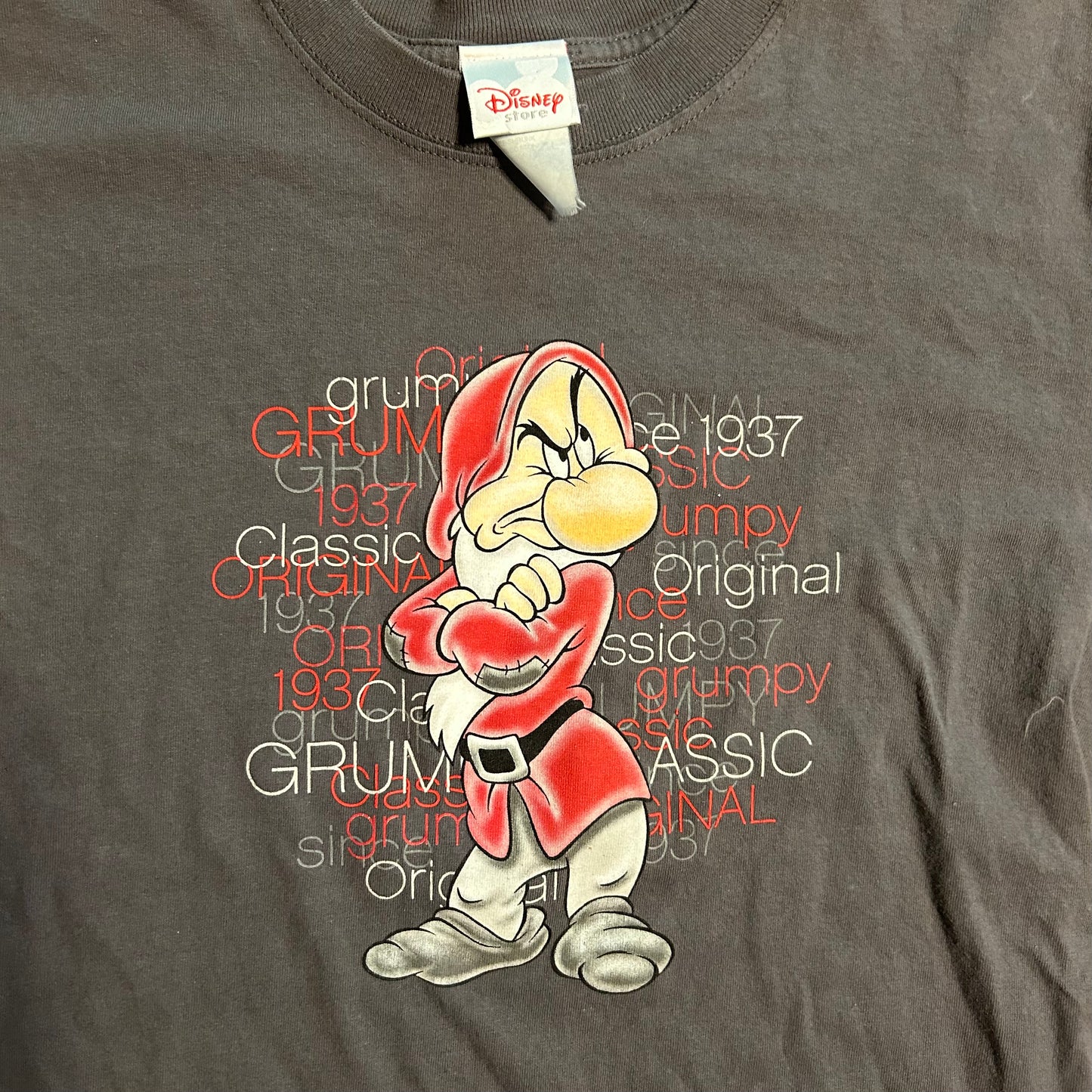 Disney Grumpy Tshirt - Medium - 20.5” x 26.5”